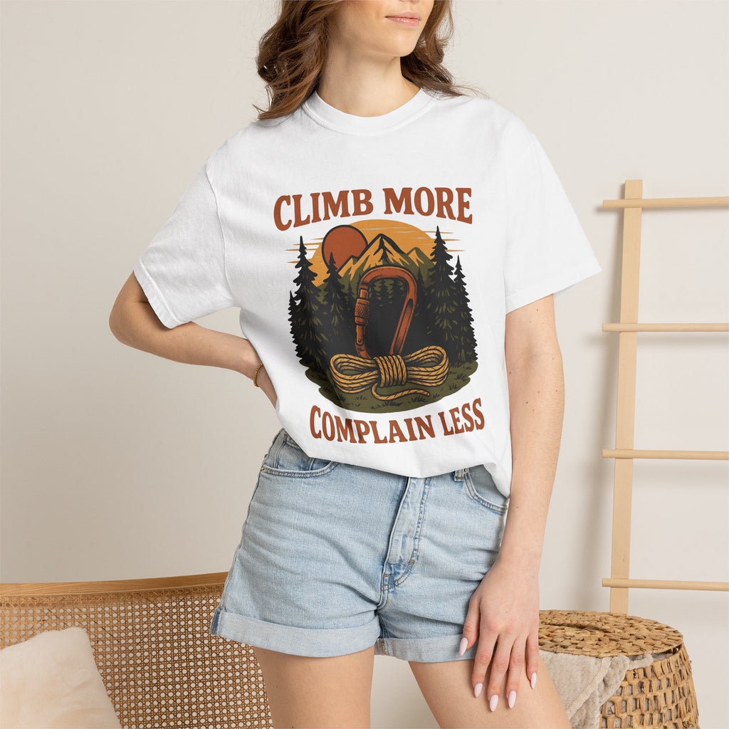 Climbing Gear Shirt Climbing Adventure Gift Women Vintage Tee Climbing Equipment T-Shirt Climber Enthusiast Retro Tshirt Expedition Graphic