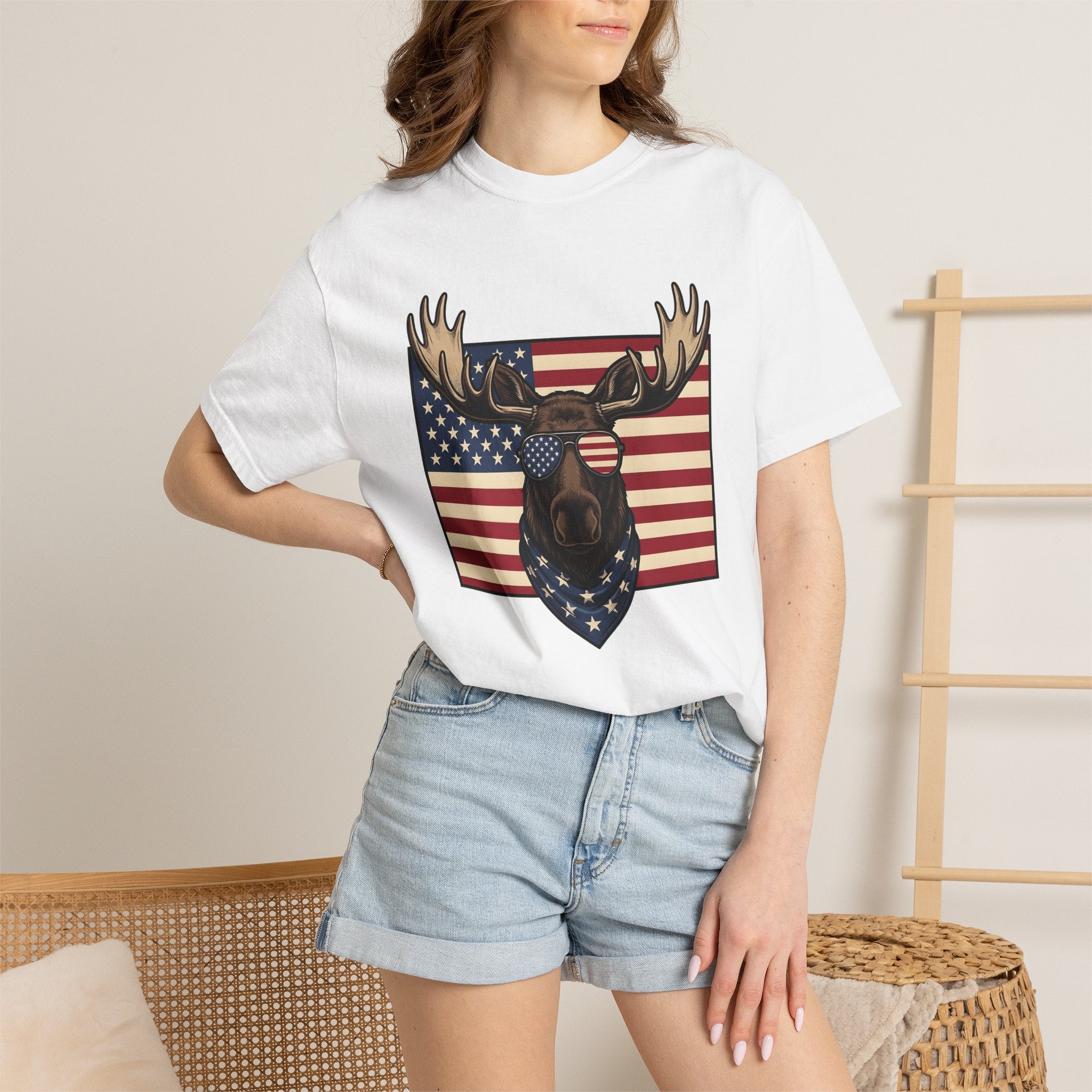 Elk Patriotic Shirt America Wildlife Gift Women Retro Tee Wapiti T-Shirt Patriot Fan Vintage Tshirt Fauna Graphic Sketch Shades Tshirt