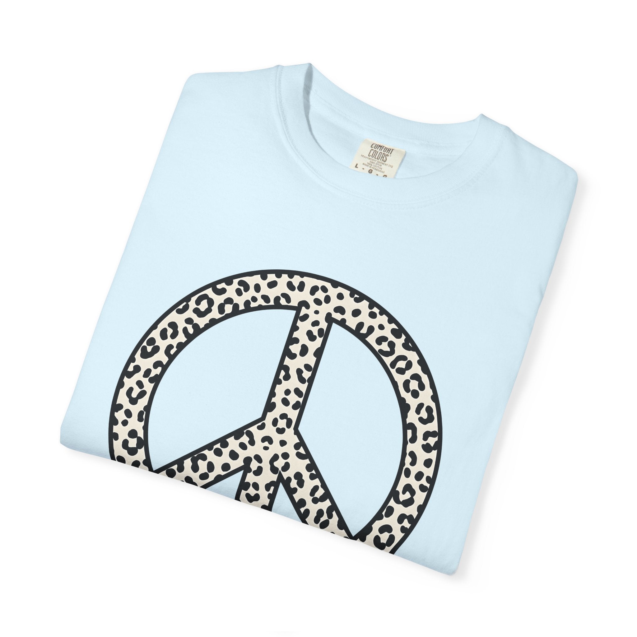 Wild Cat Peace Sign Shirt Animal Print Vintage Gift Women Minimalist Tee Big Cat T-Shirt Animal Pattern Fan Feline Tshirt Retro Graphic