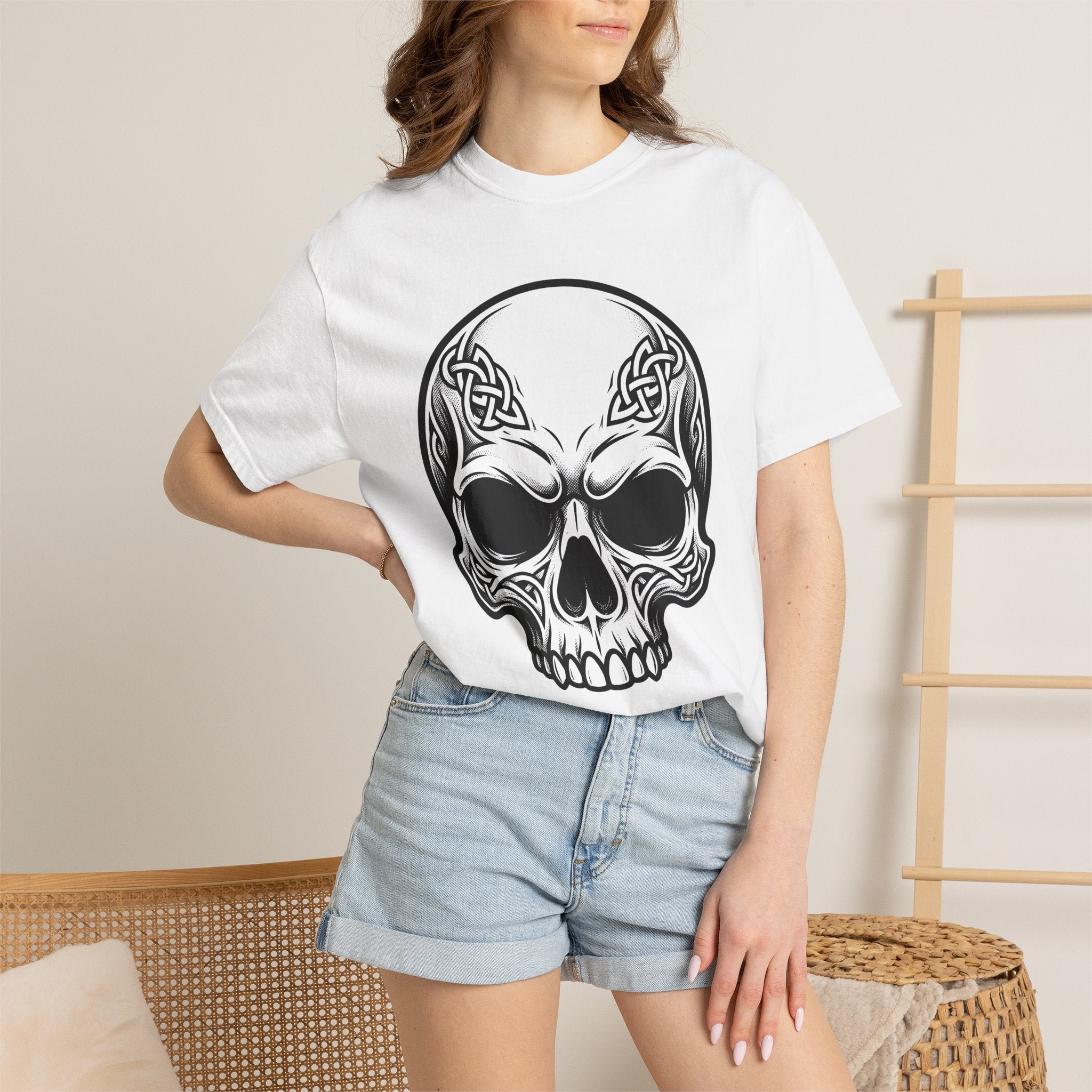 Celtic Skull Shirt St Patrick's Day Fantasy Gift Women Neo Traditional Tee Skull T-Shirt Irish Fan Tribal Tshirt Mythical Graphic Line Art