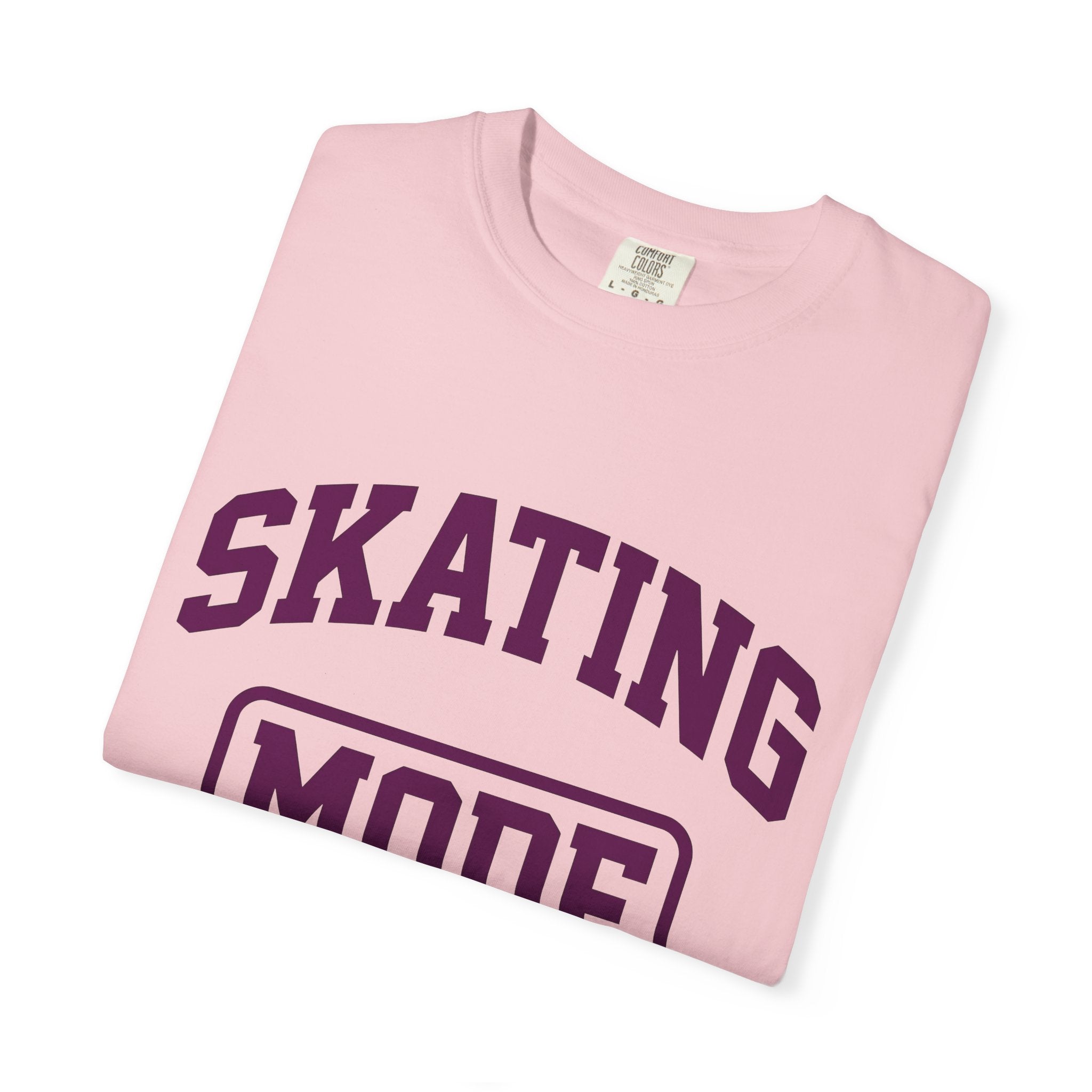 Varsity Text Shirt Skating Fitness Gift Women Bold Tee Lettering T-Shirt Skater Fan Typography Tshirt Workout Graphic Retro Skater Tshirt