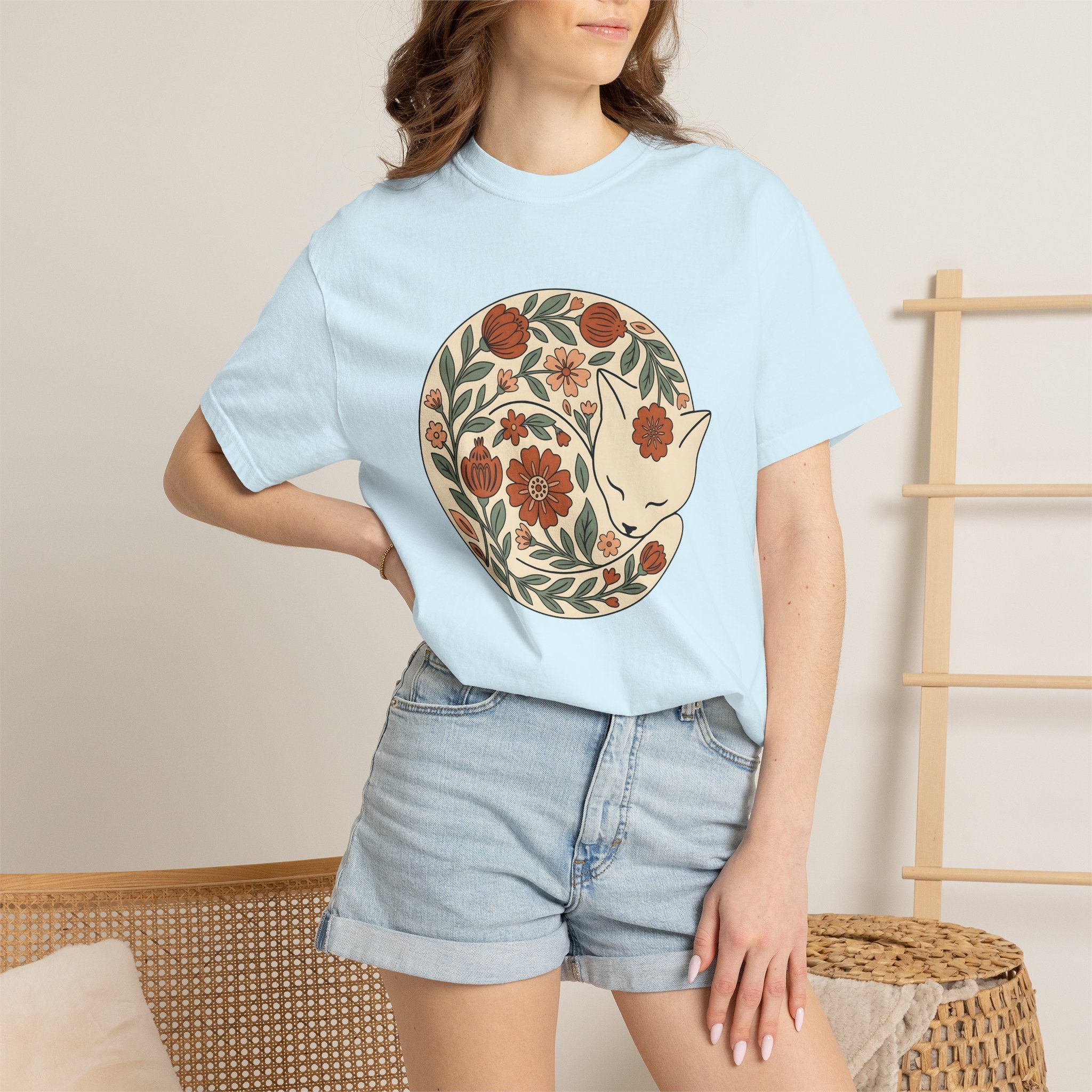 Blossom Cat Shirt Cat Garden Gift Women Tribal Tee Kitty T-Shirt Feline Fan Tribalism Tshirt Yard Graphic Clean Petals Tshirt