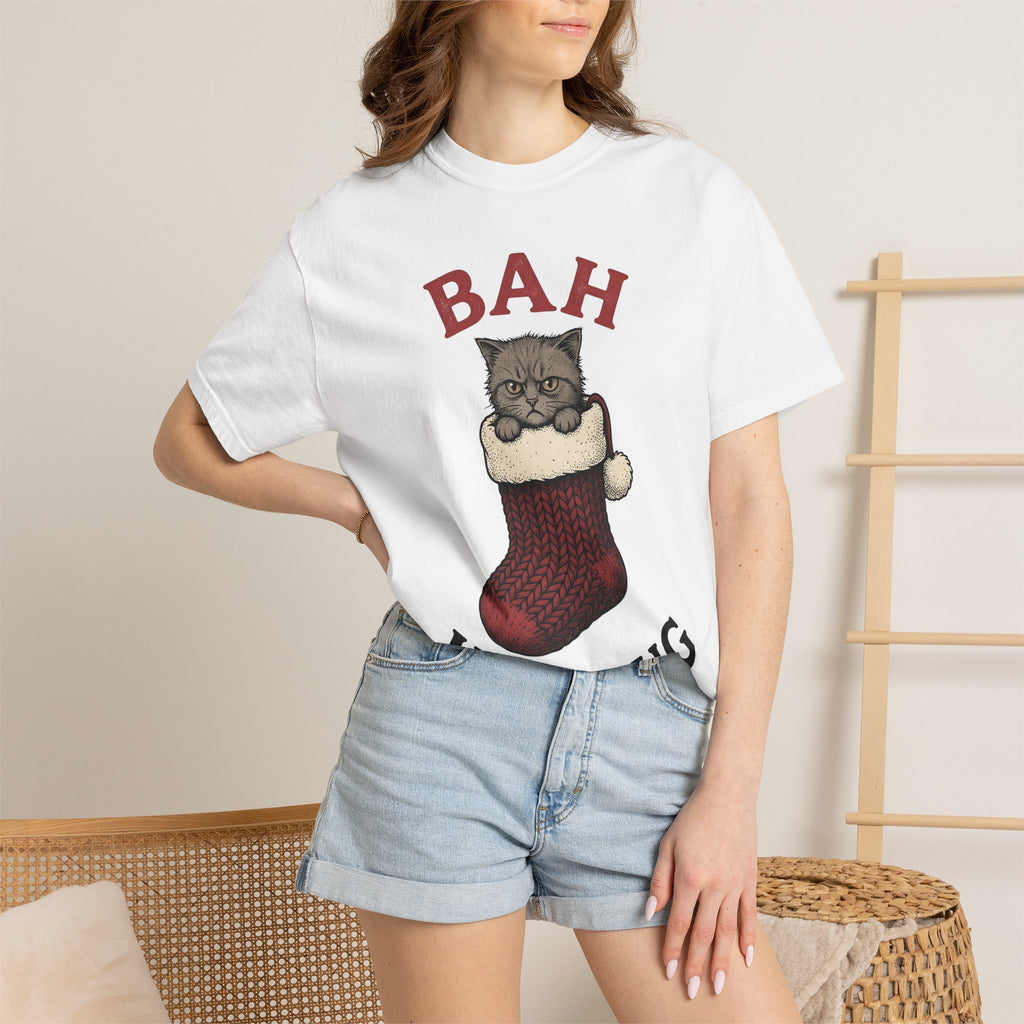 Angry Cat Sock Shirt Cat Festive Gift Women Retro Tee Furry Sock T-Shirt Cat Fan Vintage Tshirt Holiday Graphic Sketch Xmas Sock Tshirt