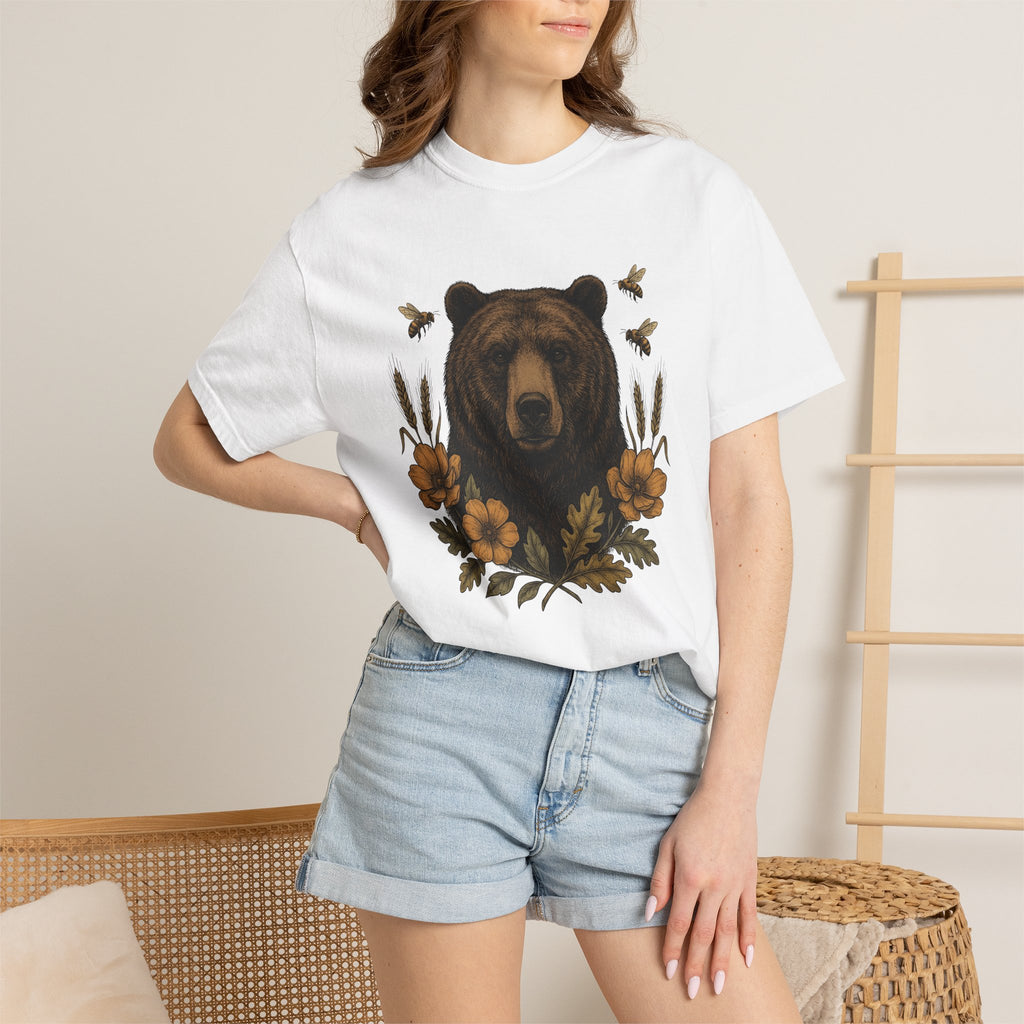 Bear Floral Shirt Animals Nature Gift Women Vintage Tee Ursa T-Shirt Wildlife Fan Retro Tshirt Environmental Graphic Hand Drawn Bees Tshirt