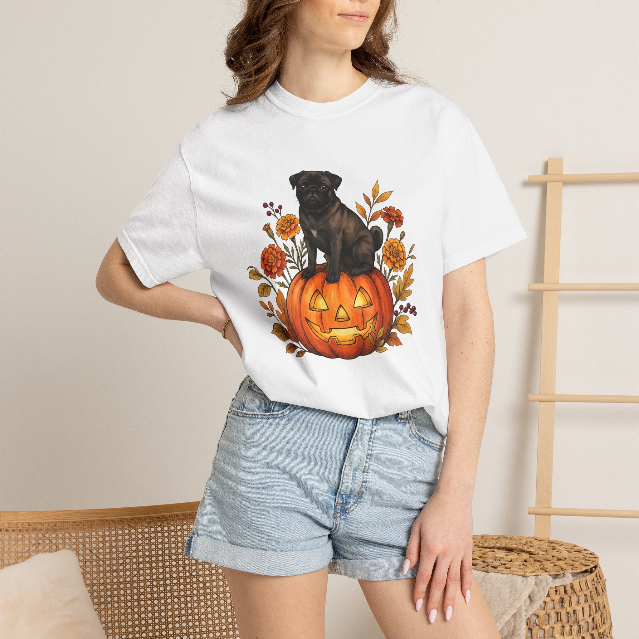 Pug Pumpkin Shirt Halloween Canine Fan Gift Women Old School Tee Gourd T-Shirt Horror Fan Retro Tshirt Dog Graphic Cartoon Fall Flowers