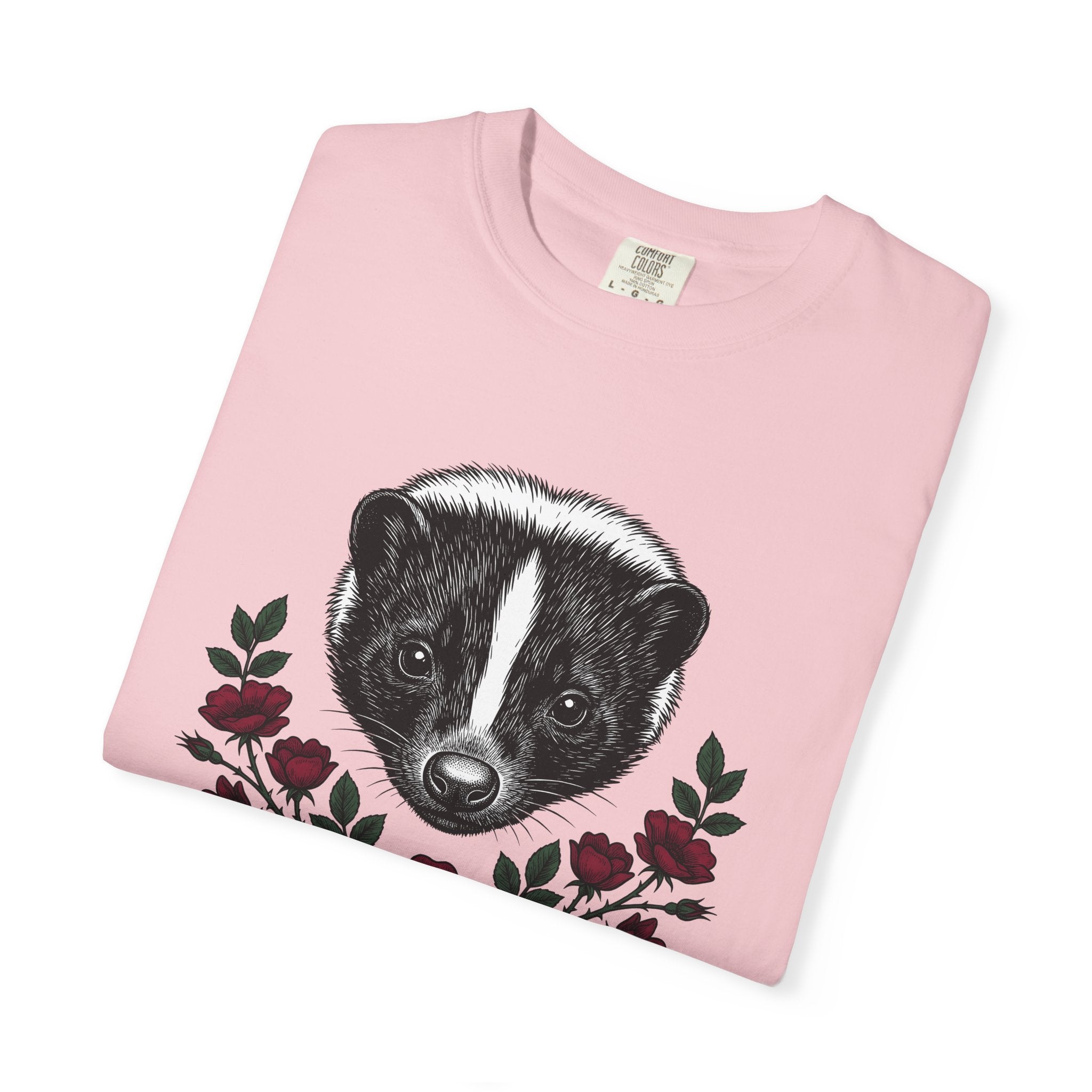 Skunk Face Shirt Animal Nature Gift Women Hand Drawn Tee Stinkpot T-Shirt Wildlife Fan Illustrated Graphic Design Vintage Floral Tshirt