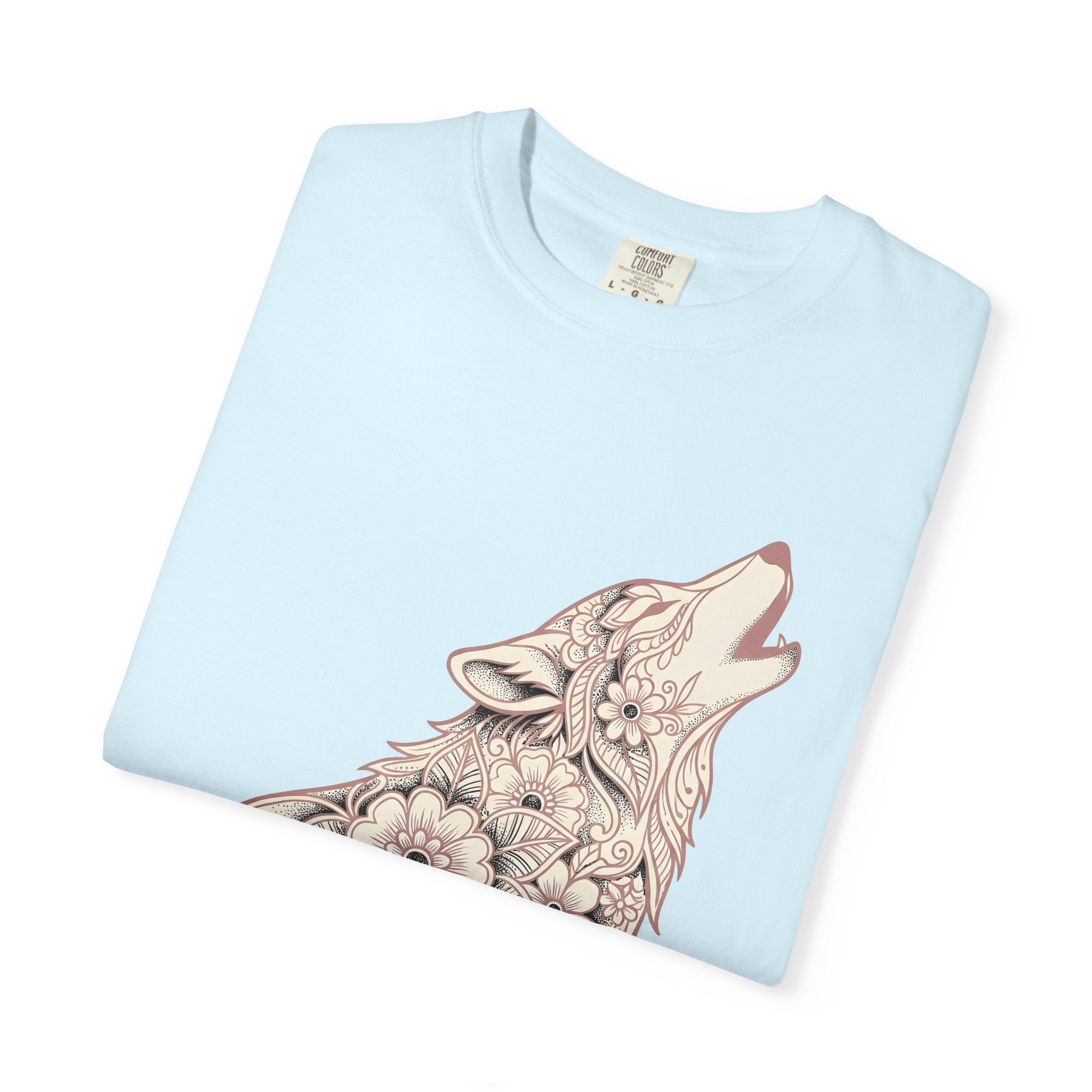 Wolf Flower Shirt Animals & Flowers Outdoors Gift Women Rustic Tee Wildflower T-Shirt Wildlife Enthusiast Country Tshirt Nature Graphic