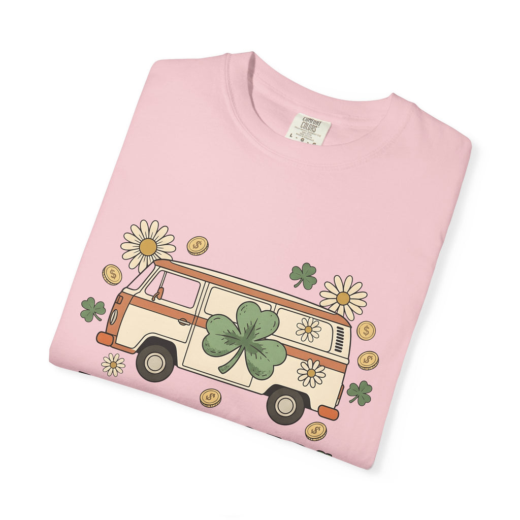 Camper Four Leaf Shirt St Patrick's Day Journey Gift Women Retro Tee Lucky Charm T-Shirt Shamrock Fan Retro Style Tshirt Travel Graphic