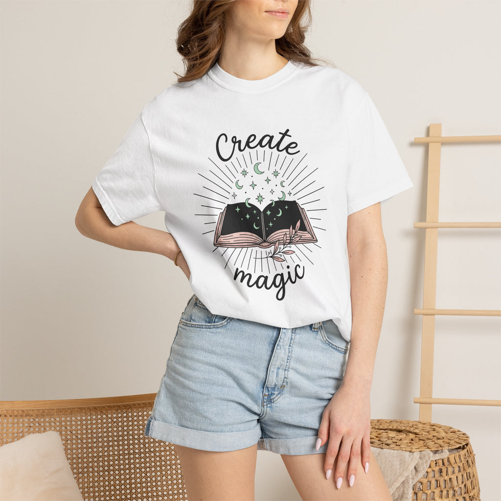 Open Book Shirt Boho Chic Witchy Gift Women Hand Drawn Tee Booklet T-Shirt Bohemian Fan Illustrated Tshirt Occult Graphic Minimalist Moon