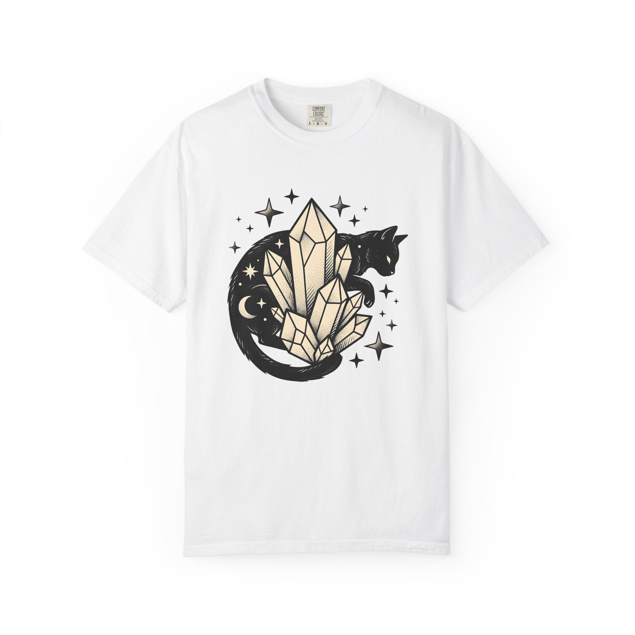 Black Cat Crystal Shirt Cat Alternative Gift Women Witchy Tee Crystal Cat T-Shirt Cat Fan Mystical Tshirt Gothic Graphic Sketch Stars Tshirt