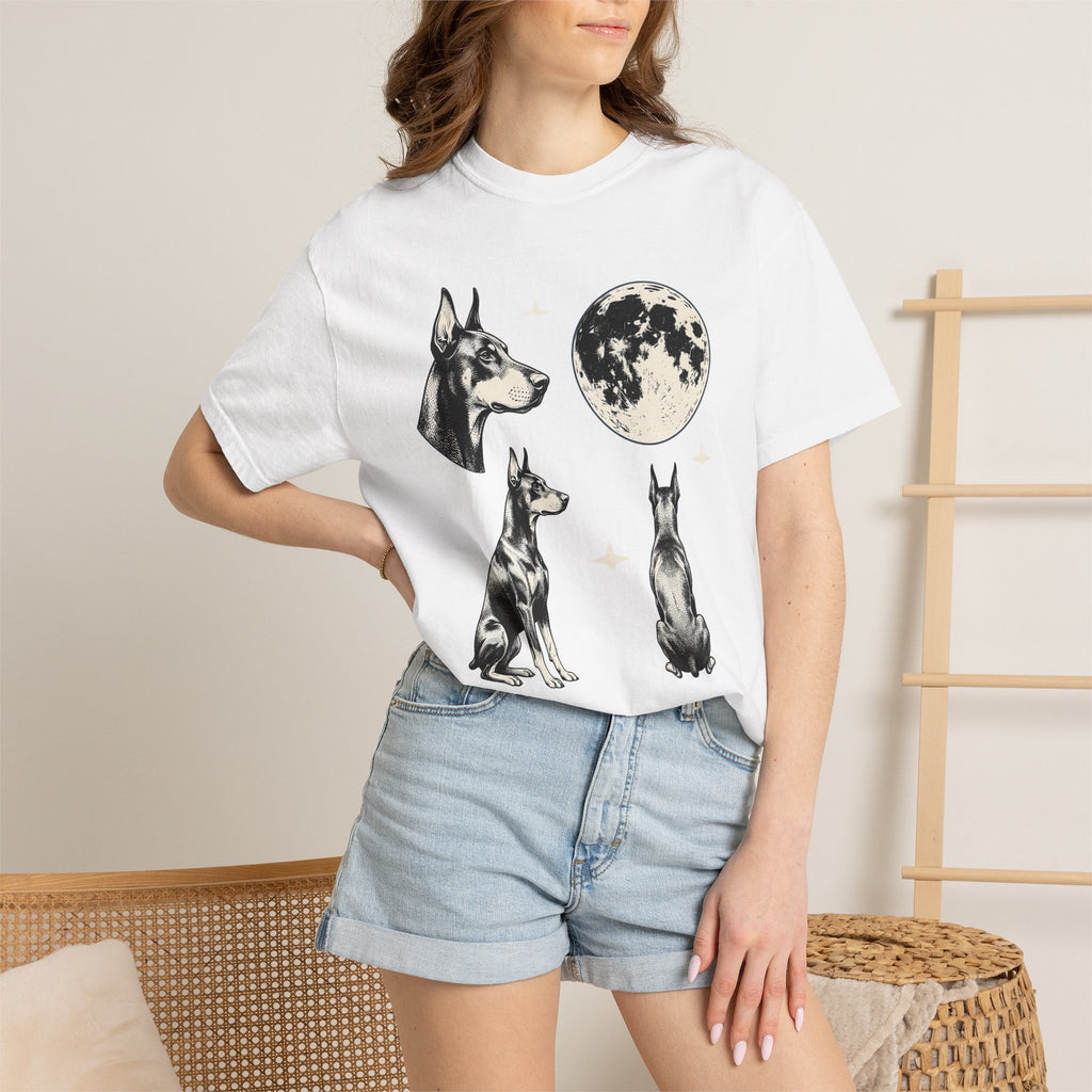 Doberman Canine Shirt Dog Zodiac Gift Women Classic Tee Dobermann T-Shirt Dog Fan Vintage Tshirt Astrology Graphic Doodle Full Moon Tshirt