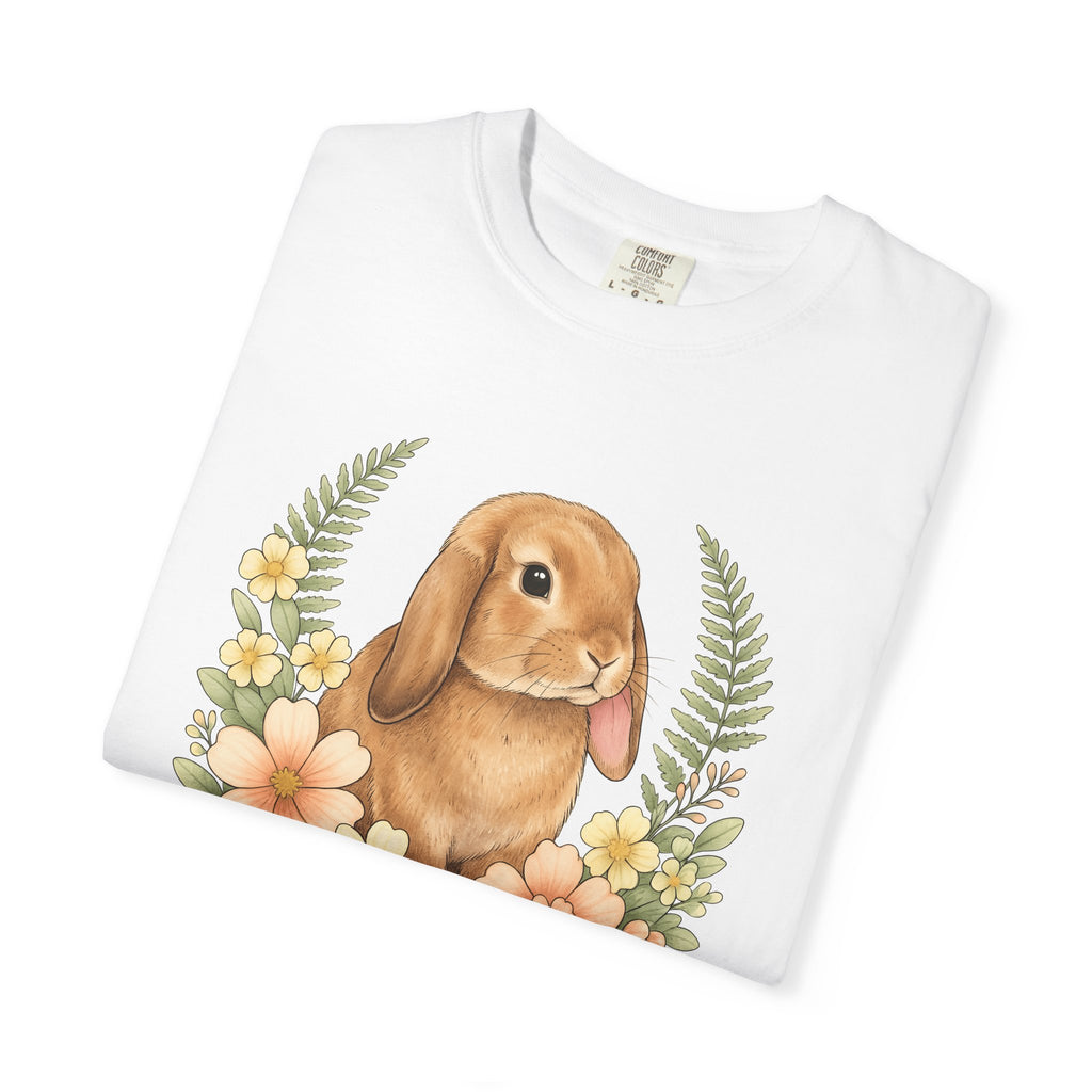 Hare Floral Shirt Easter Critter Gift Women Cartoon Tee Rabbit T-Shirt Easter Fan Bunny Tshirt Creature Graphic Rustic Garden Blooms Tshirt