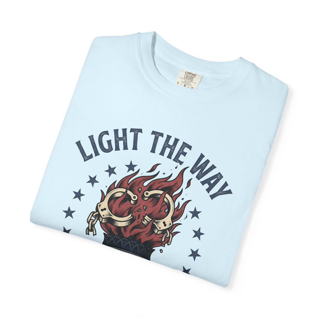 Freedom Torch Shirt America Liberty Gift Women Retro Tee Torchlight T-Shirt American Fan Vintage Tshirt Freedom Graphic Sketch Open Chains