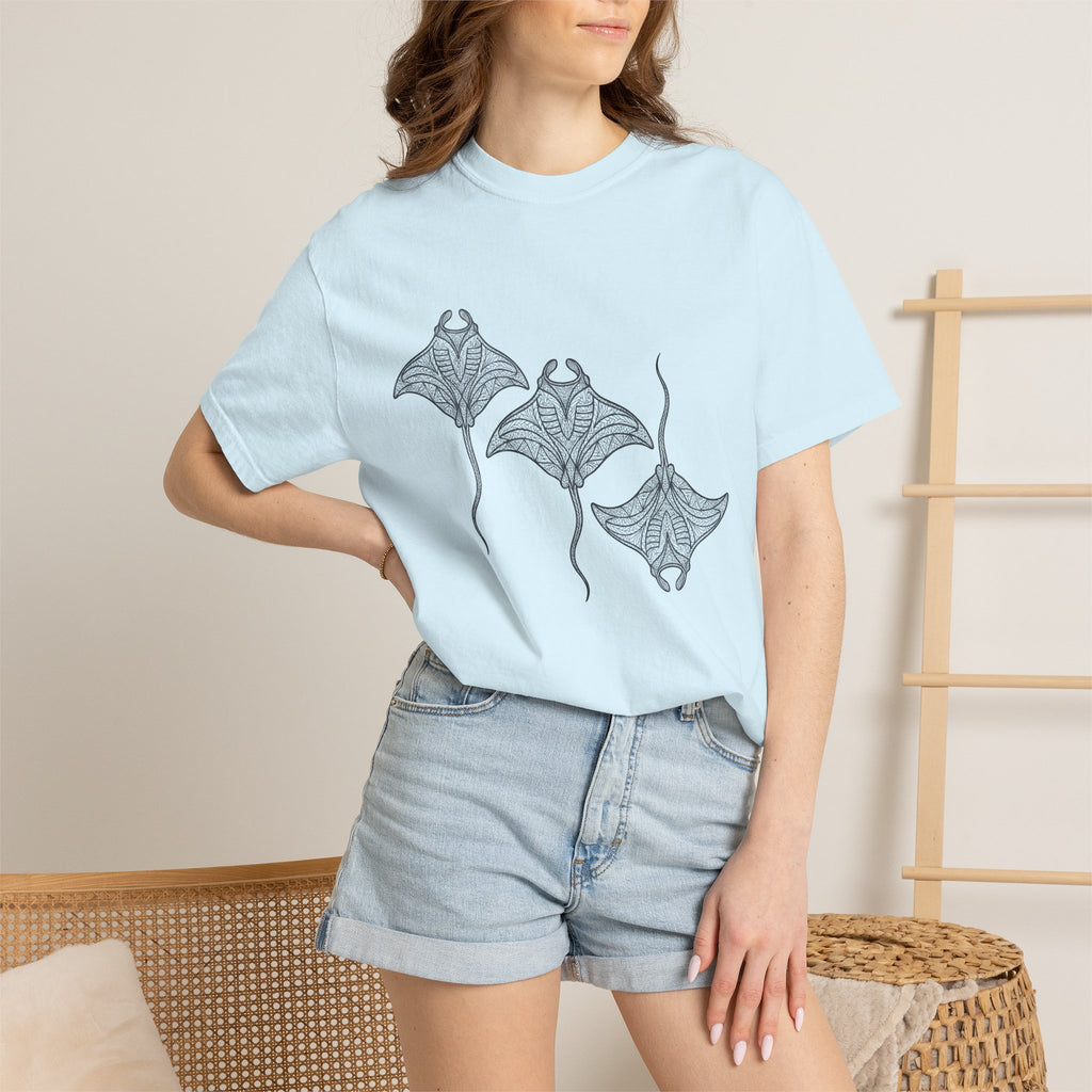 Manta Ray Shirt Ocean Animal Gift Women Boho Tee Devil Ray T-Shirt Sea Fan Mobula Graphic Tshirt Line Art Mandala Tshirt