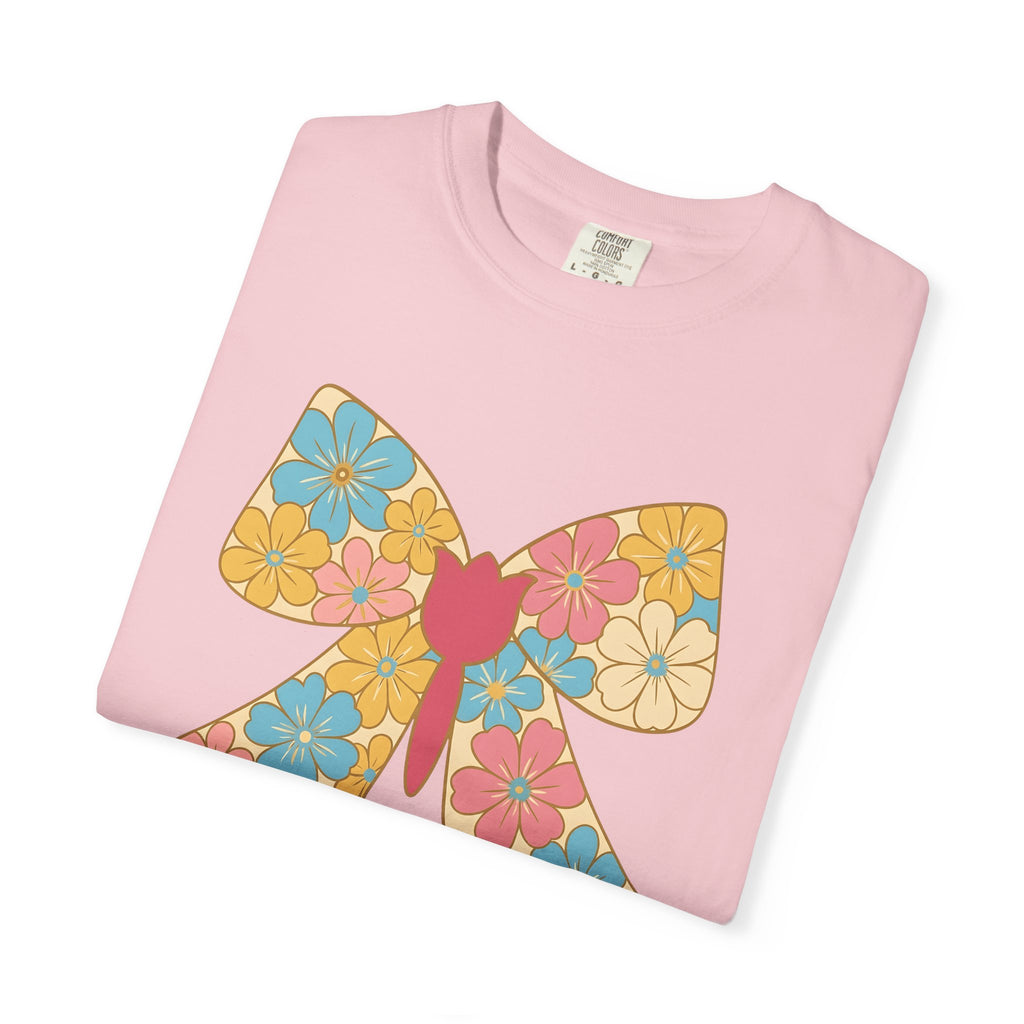 Petal Bow Shirt Easter Flora Gift Women Light Shades Tee Floral Bow T-Shirt Easter Fan Floral Design Easter Tshirt Old Style Iris Tshirt