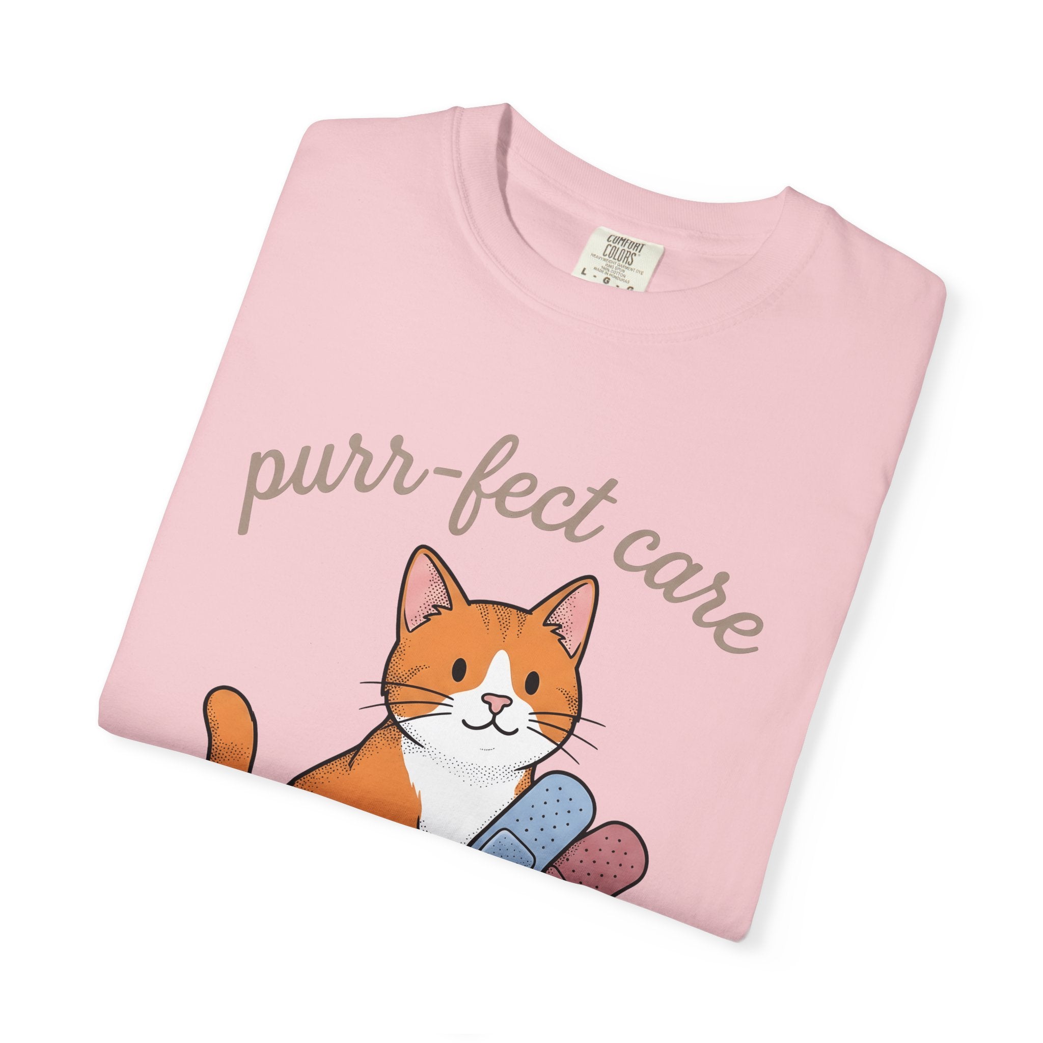 Kitty Wrap Shirt Nurse Mammal Gift Women Line Art Tee Kitty T-Shirt Healthcare Fan Minimalist Tshirt Animal Graphic Cartoonish Kitten Tshirt