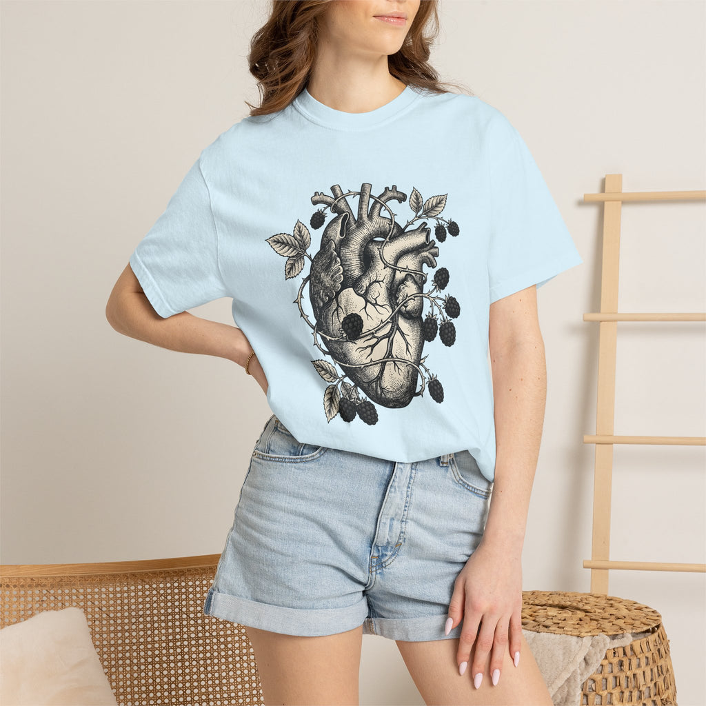 Human Heart Shirt Botanical Environment Gift Women Old School Tee Heart T-Shirt Botanical Fan Vintage Tshirt Eco Graphic Illustration Berry