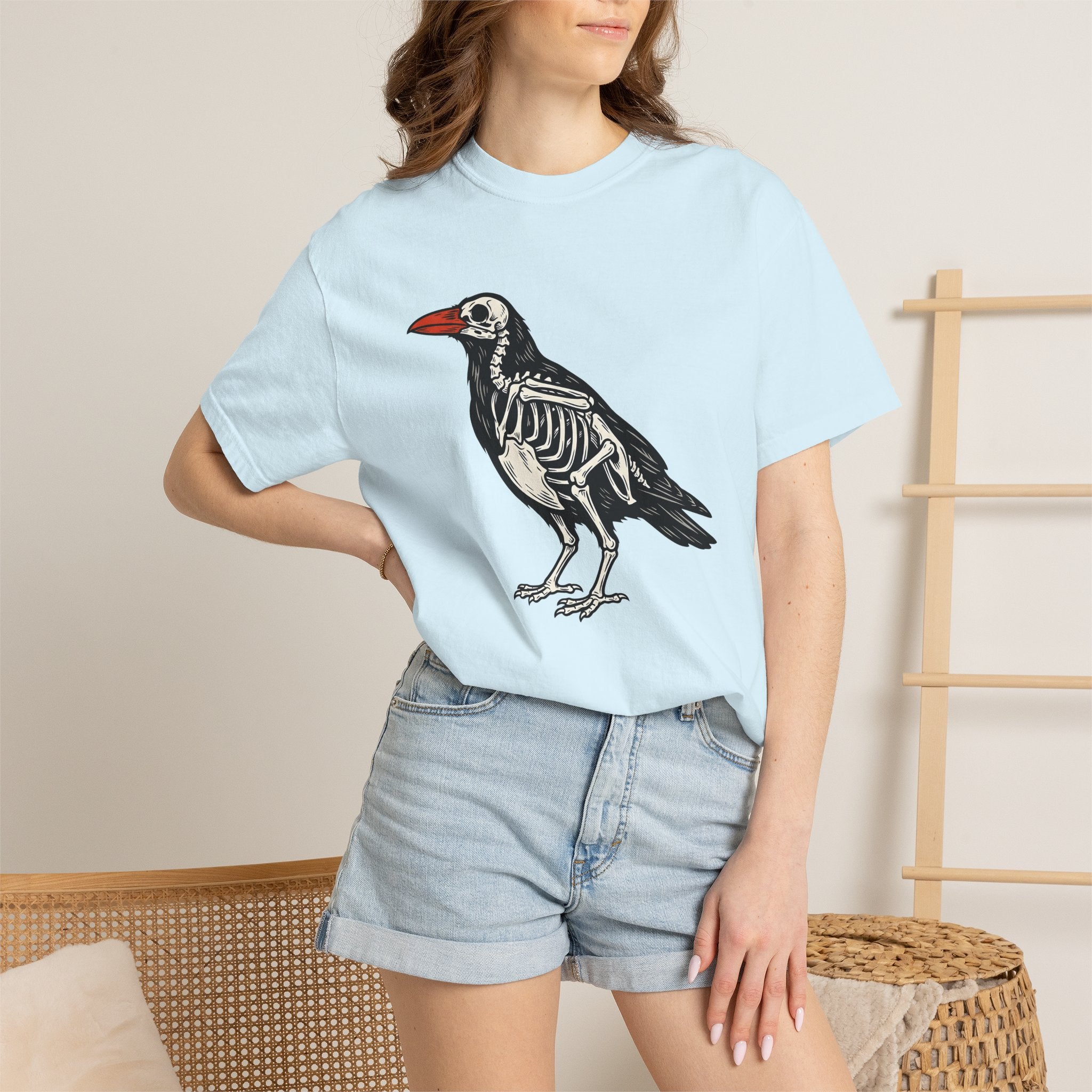Raven Bones Shirt Halloween Scary Gift Women Horror Tee Crow T-Shirt Spooky Fan Dark Tshirt Fright Graphic Antique Skull Tshirt