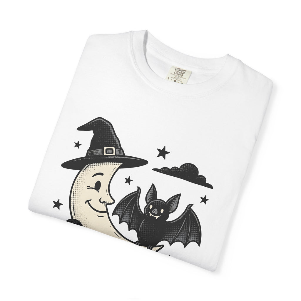Dark Bat Shirt Halloween Sorcery Gift Women Classic Tee Vampire T-Shirt Halloween Fan Gothic Tshirt Magic Graphic Line Art Shining Dots