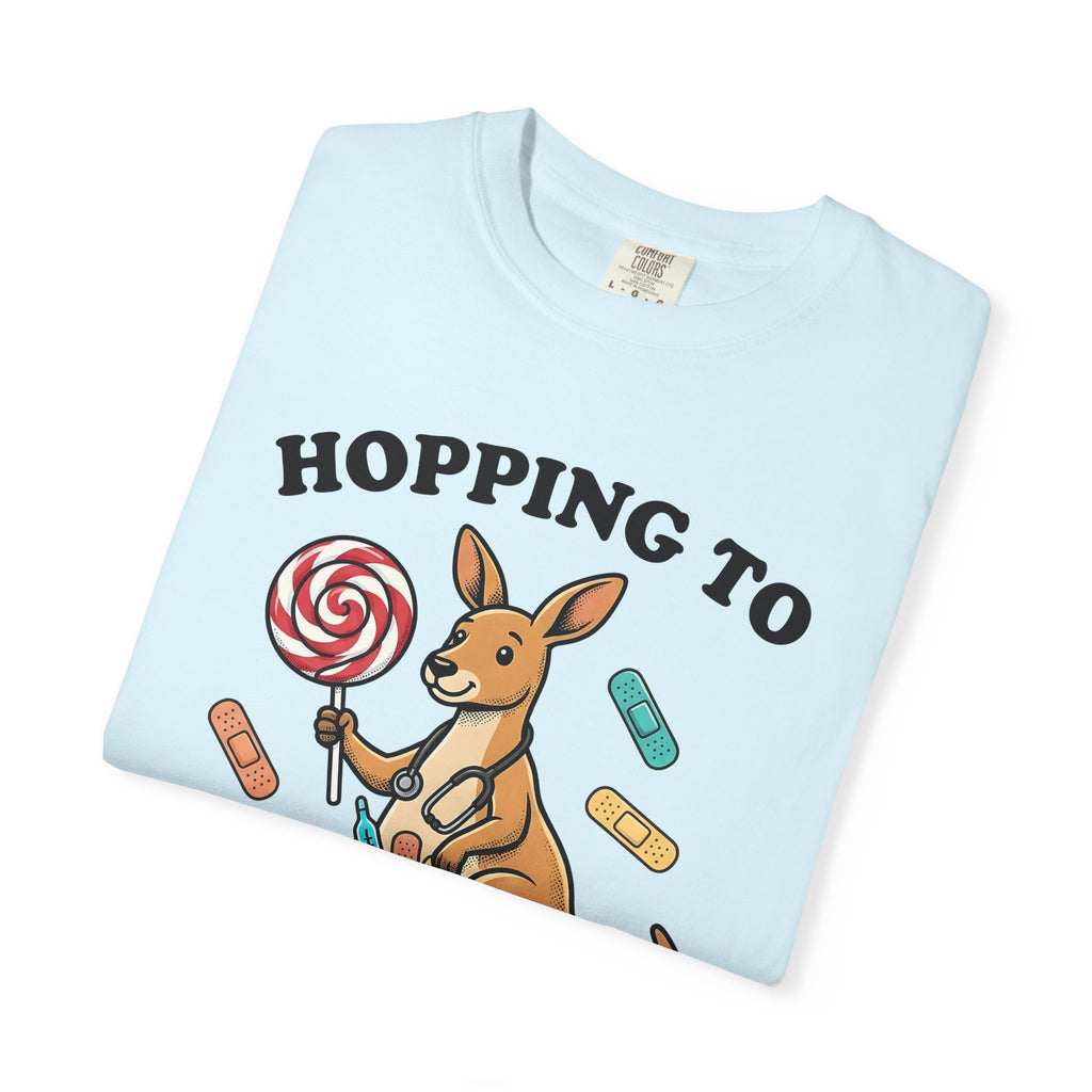 Kangaroo Nurse Shirt Nurses Wildlife Gift Women Comic Tee Roo T-Shirt Nursing Enthusiast Cartoon Tshirt Animal Graphic Vintage Stethoscope