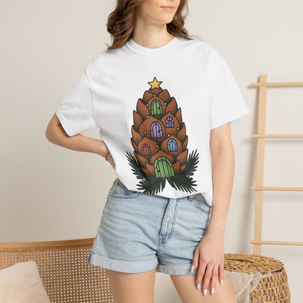 Pinecone House Shirt Christmas Woodland Gift Women Whimsical Tee Pinecone T-Shirt Winter Fan Fantasy Graphic Tshirt Hand Drawn Star Tshirt