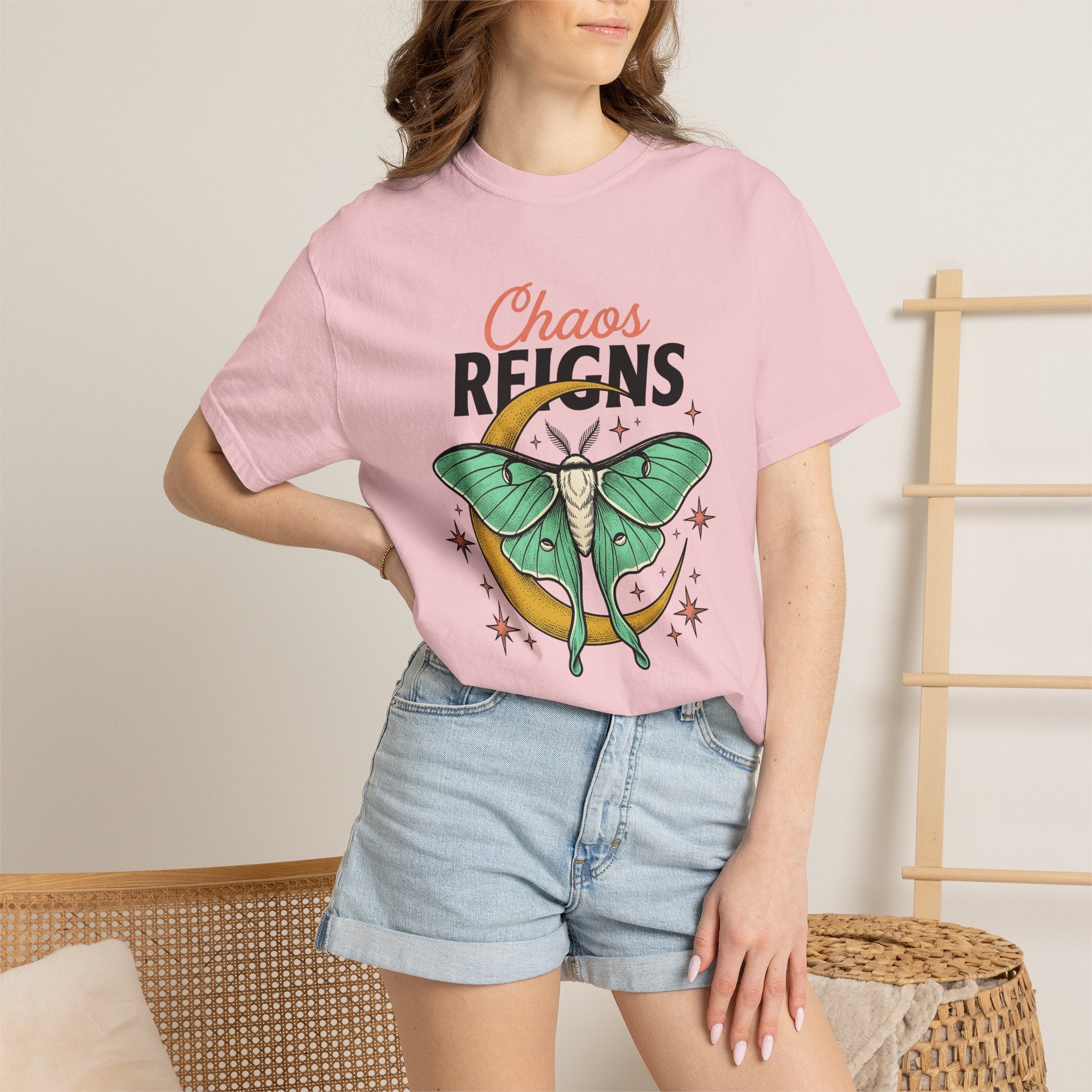 Moon Moth Shirt Moth Cosmos Gift Women Free Spirit Tee Luna Moth T-Shirt Insect Fan Bohemian Tshirt Galaxy Graphic Antique Moon Crescent