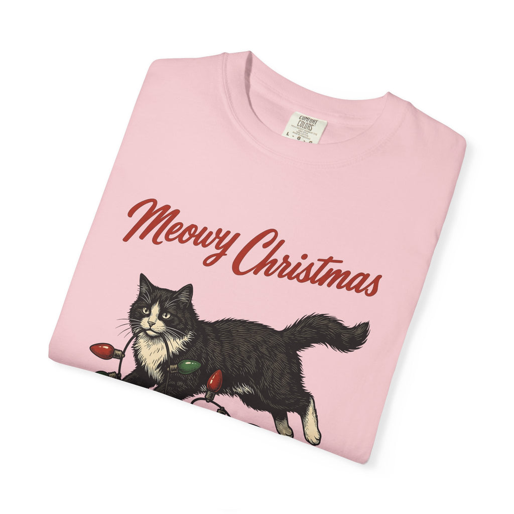 Black Kitty Shirt Christmas Animal Gift Women Sketch Tee Cat T-Shirt Xmas Fan Drawing Graphic Cartoon Festive Lights Tshirt
