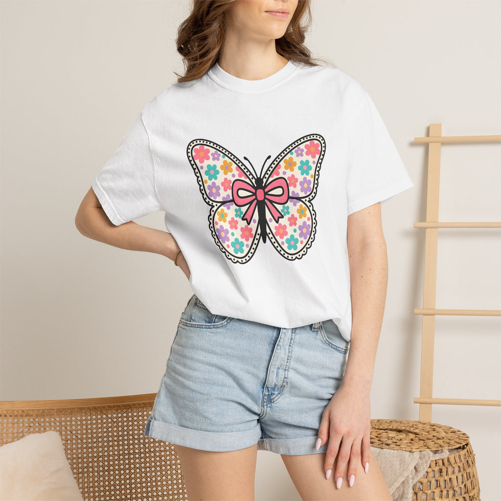 Butterfly Illustration Shirt Easter Garden Gift Women Adorable Tee Butterfly T-Shirt Spring Fan Cute Tshirt Yard Graphic Muted Tones