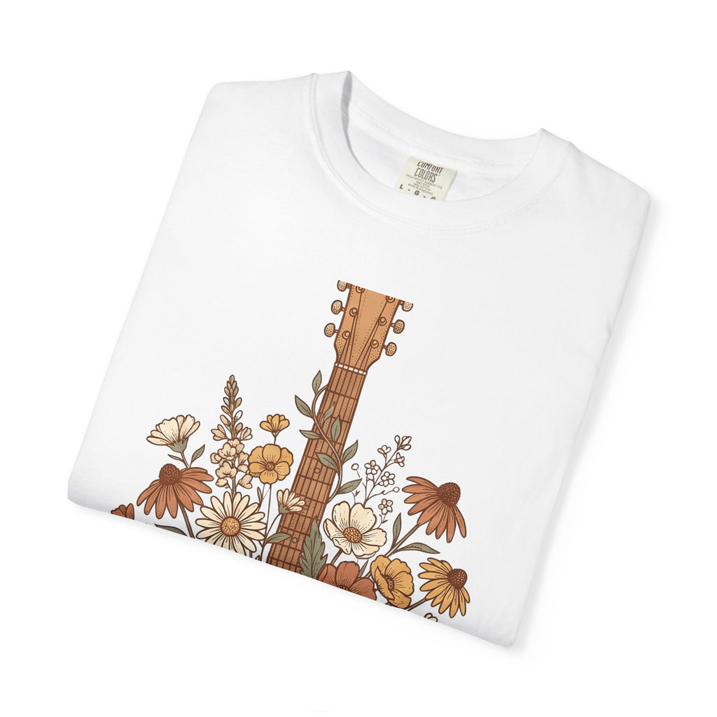 Floral Guitar Art Shirt Cowgirl Melody Gift Women Western Tee Guitar T-Shirt Rodeo Fan Country Tshirt Song Graphic Sketch Wild Blooms Tshirt