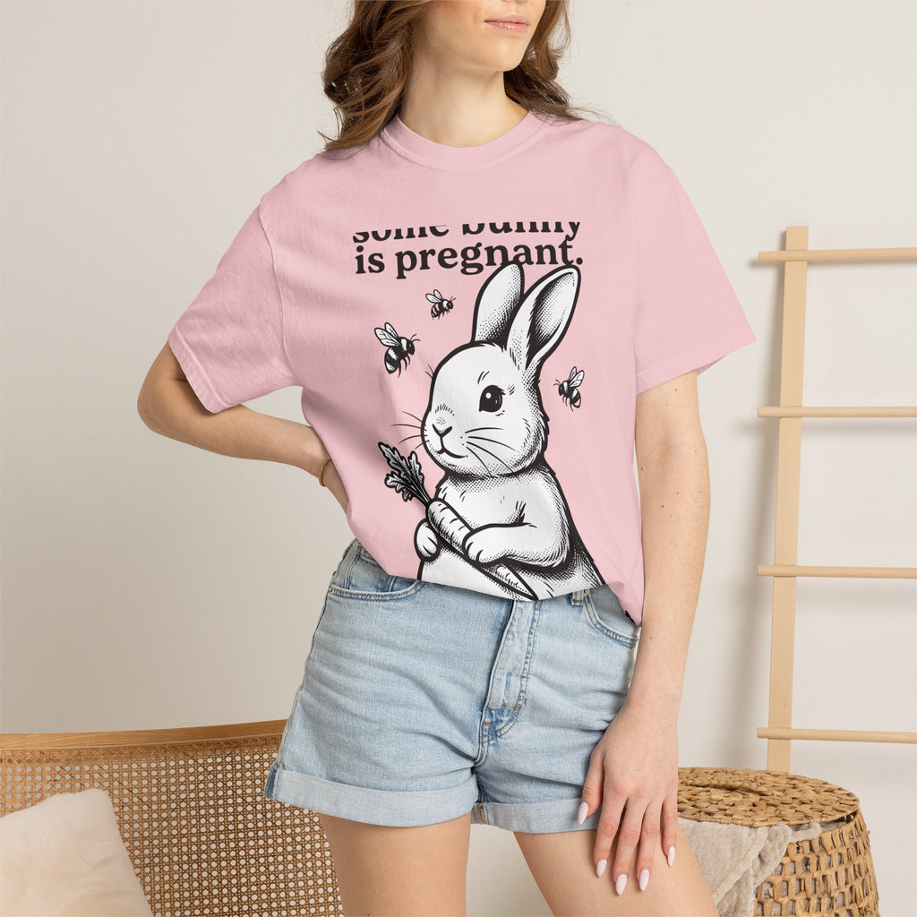 Expecting Rabbit Shirt Funny Wildlife Gift Women Sketch Tee Bunny T-Shirt Humor Fan Hare Graphic Retro Veggie Tshirt