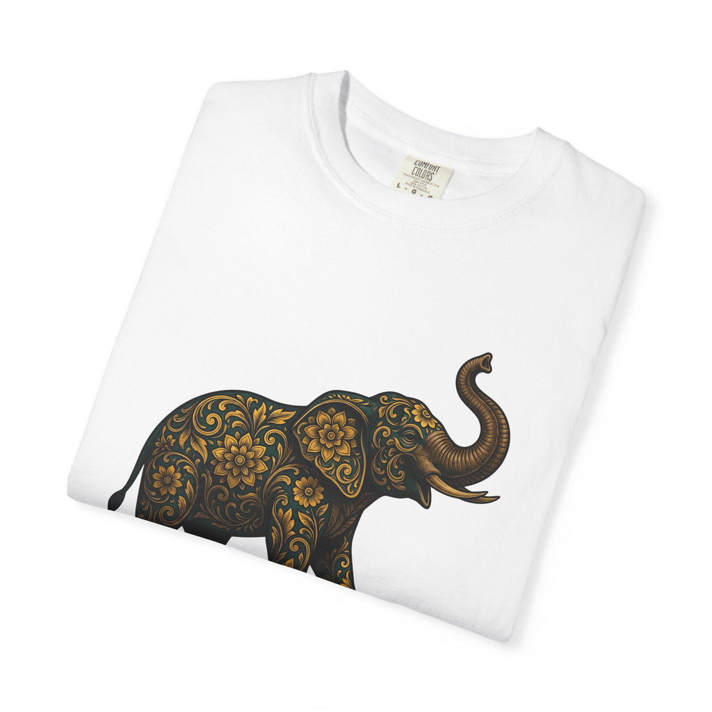Blooming Elephant Shirt Boho Chic Critter Gift Women Folk Art Tee Elephant T-Shirt Hippie Fan Tribal Tshirt Creature Graphic Sketch Motif