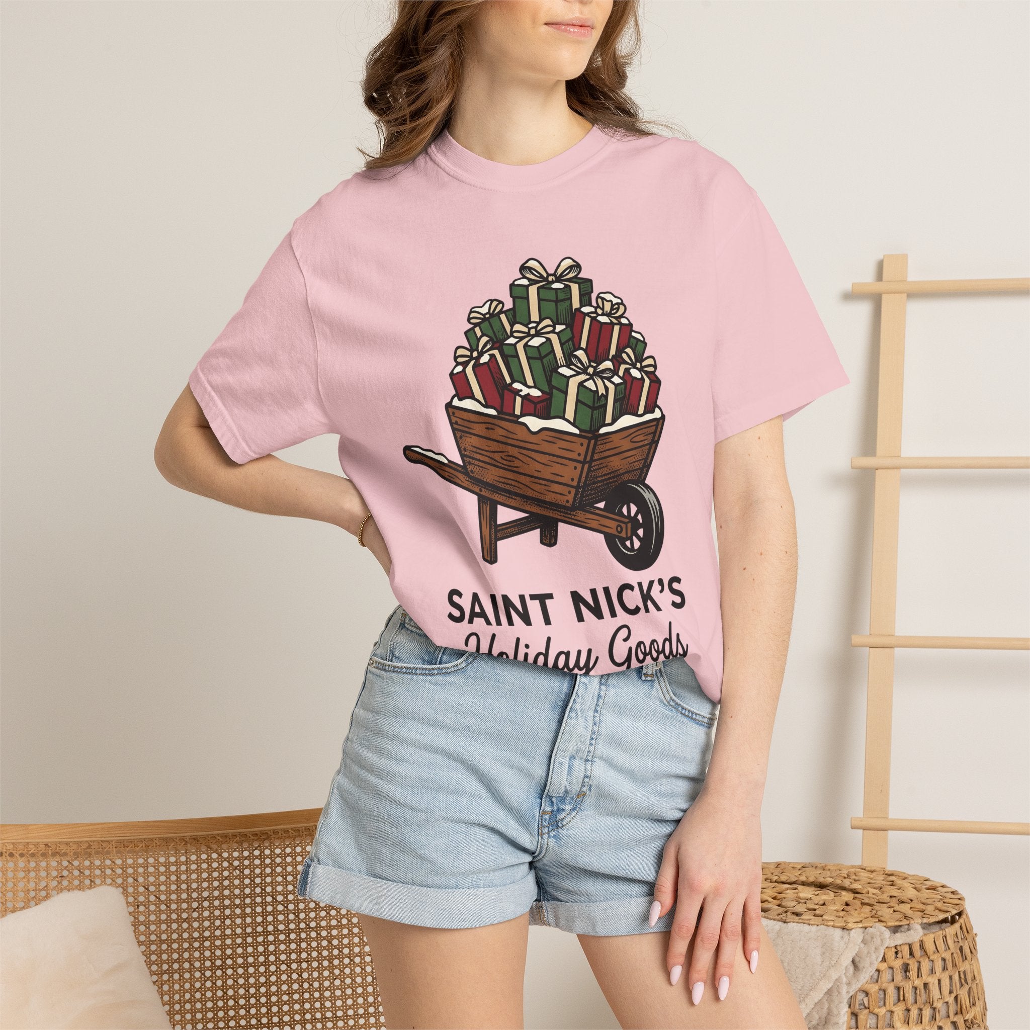 Garden Wheelbarrow Gifts Shirt Christmas Festivity Gift Women Classic Tee Wheelbarrow T-Shirt Holiday Fan Vintage Tshirt Celebration Graphic