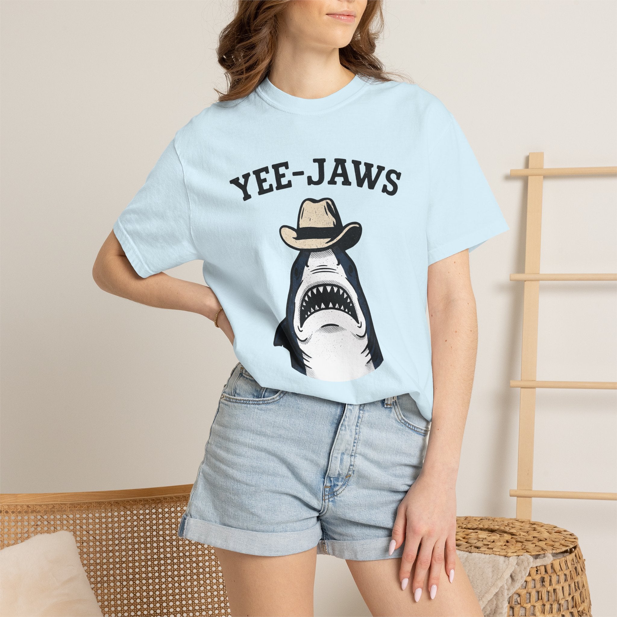 Shark Cowboy Hat Shirt Cowgirl Humor Gift Women Vintage Tee Shark T-Shirt Cowboy Fan Retro Tee Humorous Graphic Retro Western Hat Tshirt