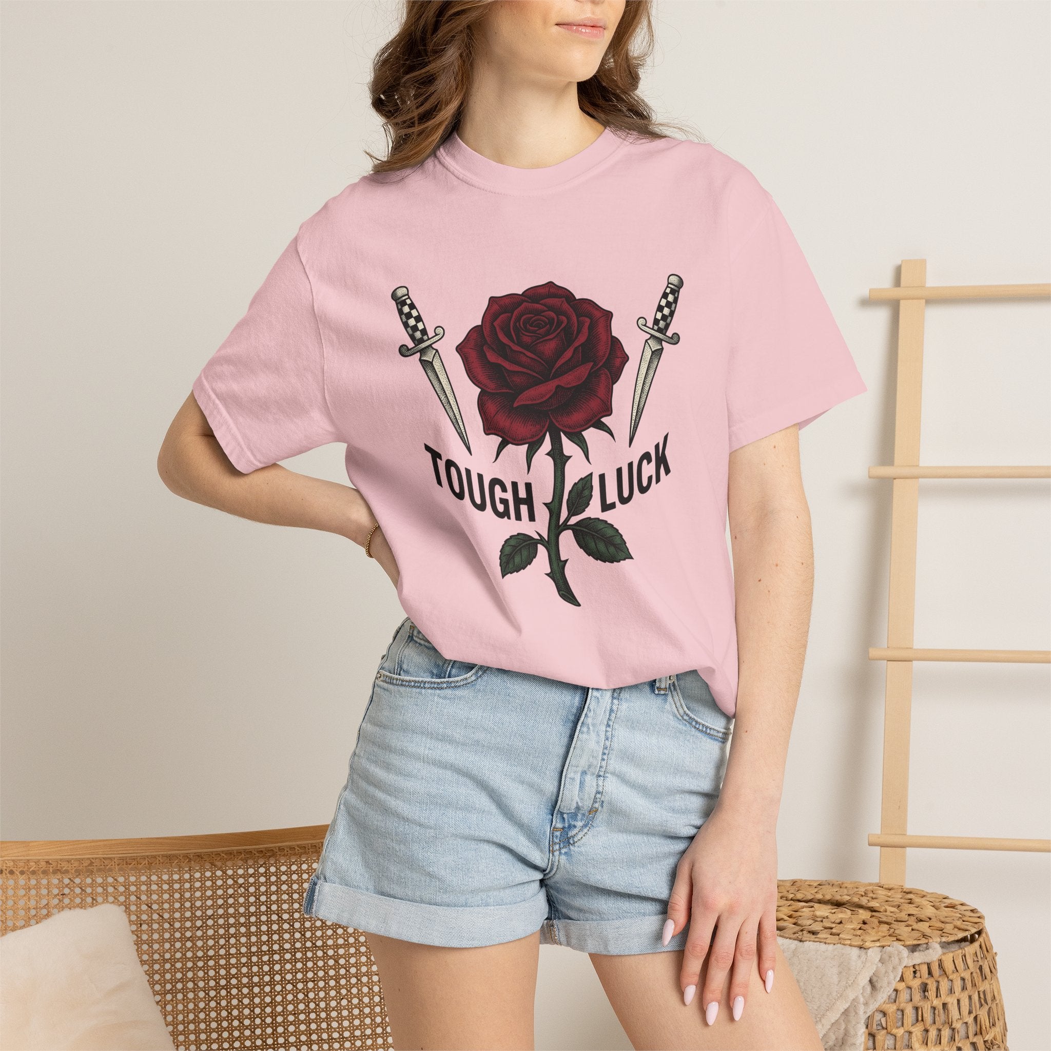 Flower Dagger Shirt Cowgirl Chopper Gift Women Neo Traditional Tee Dagger T-Shirt Cowboy Fan Tattoo Tshirt Biker Graphic Old School Greenery