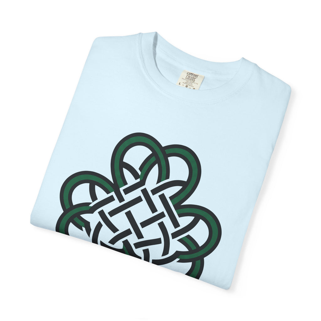 Irish Clover Shirt St Patrick's Day Symbol Gift Women Vintage Tee Shamrock T-Shirt St Patricks Fan Retro Tshirt Iconic Graphic Silhouette