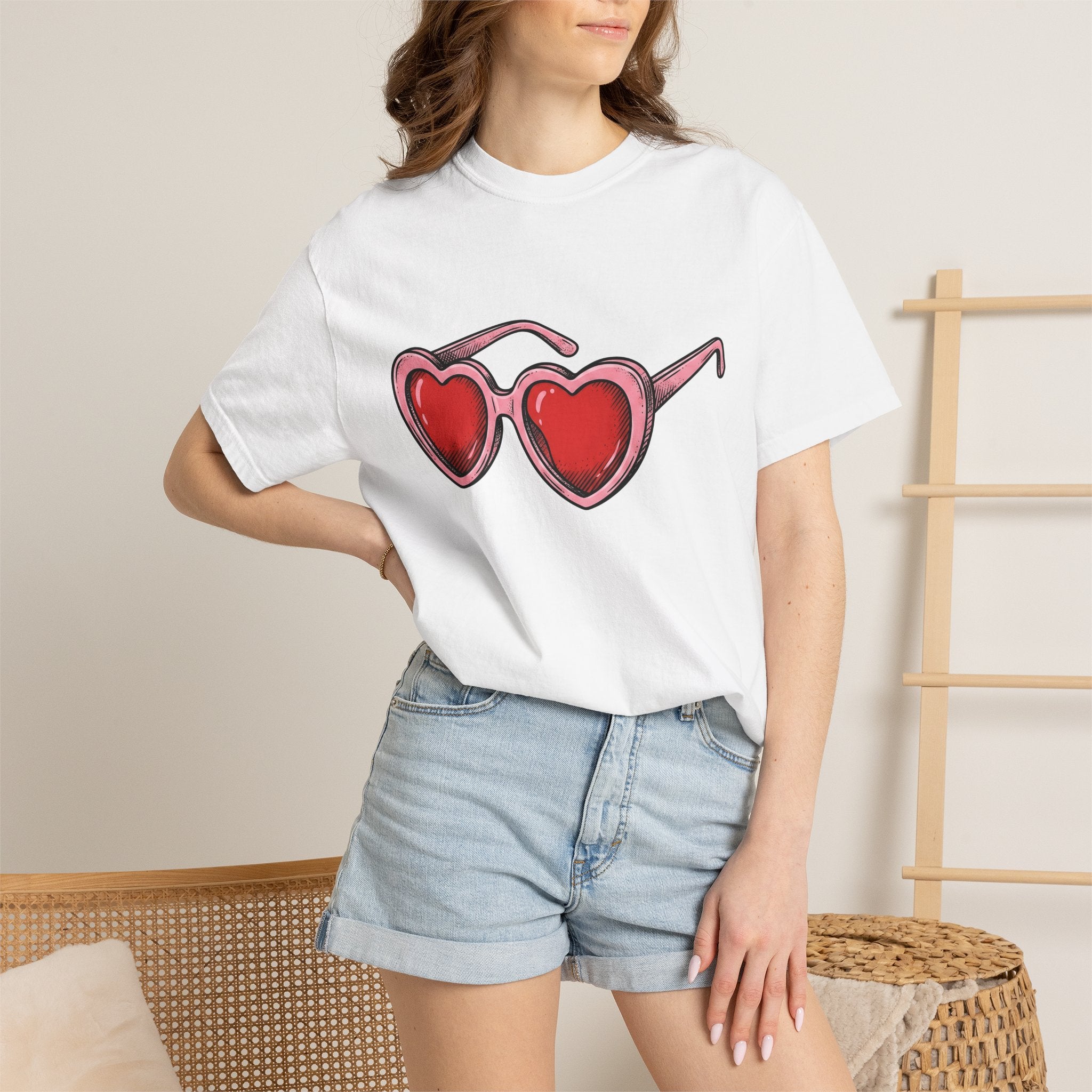Valentine Sunglasses Shirt Valentine Affection Gift Women Line Art Tee Shades T-Shirt Valentine Fan Minimalist Tshirt Love Graphic Cartoon