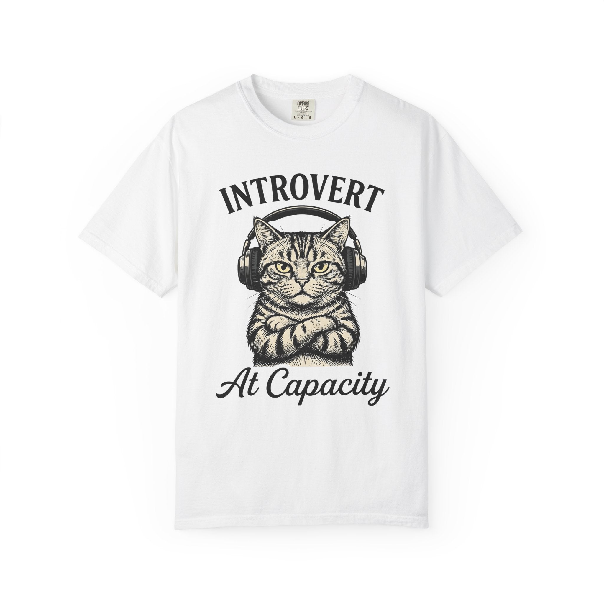 Tabby Cat Headphones Shirt Cat Introvert Gift Women Vintage Tee Cat Earphones T-Shirt Cat Fan Feline Tshirt Introvert Graphic Hand Drawn