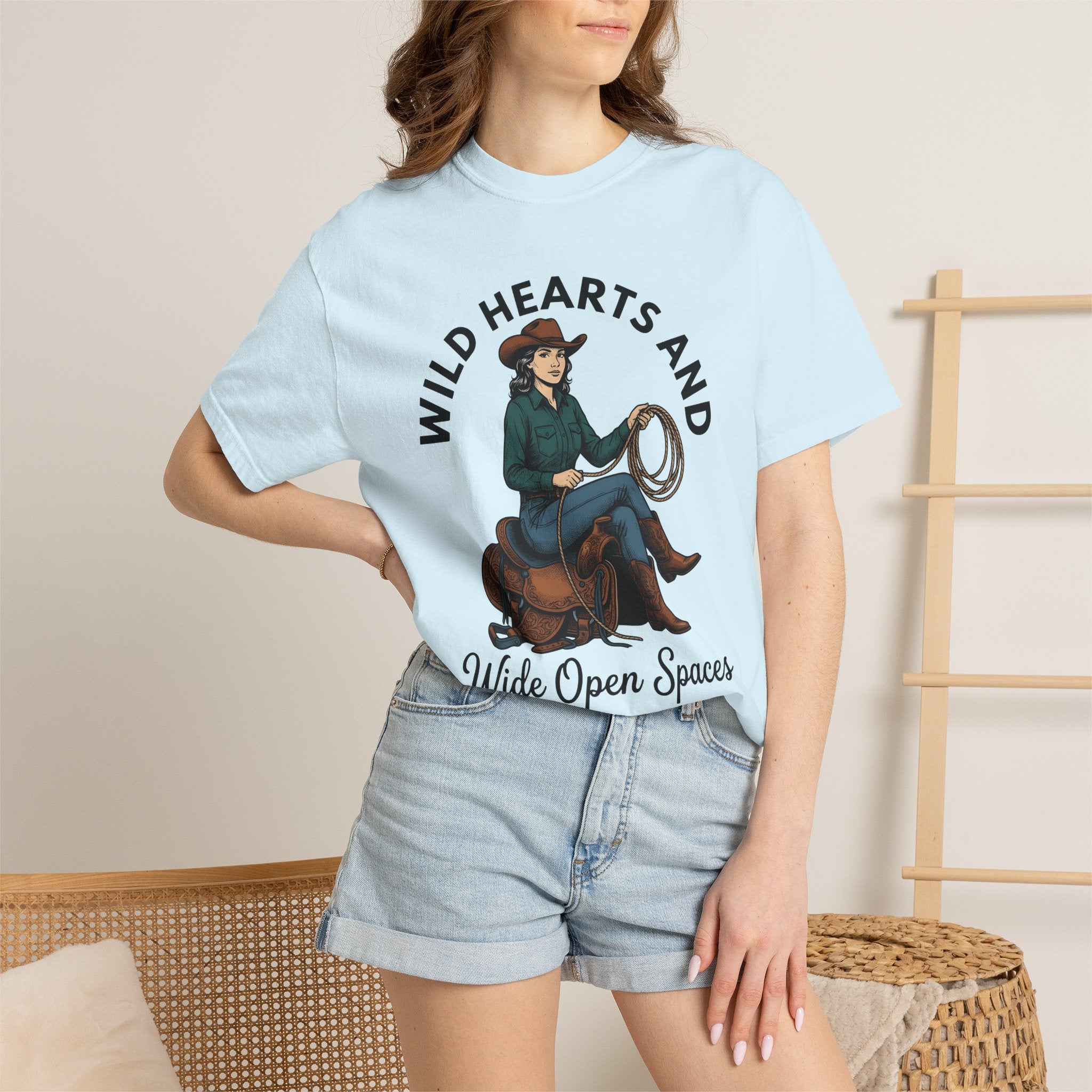Cowgirl Graphic Shirt Cowgirl Rodeo Gift Women Vintage Tee Graphic T-Shirt Cowgirl Fan Retro Tshirt Rodeo Graphic Western Lasso Tshirt