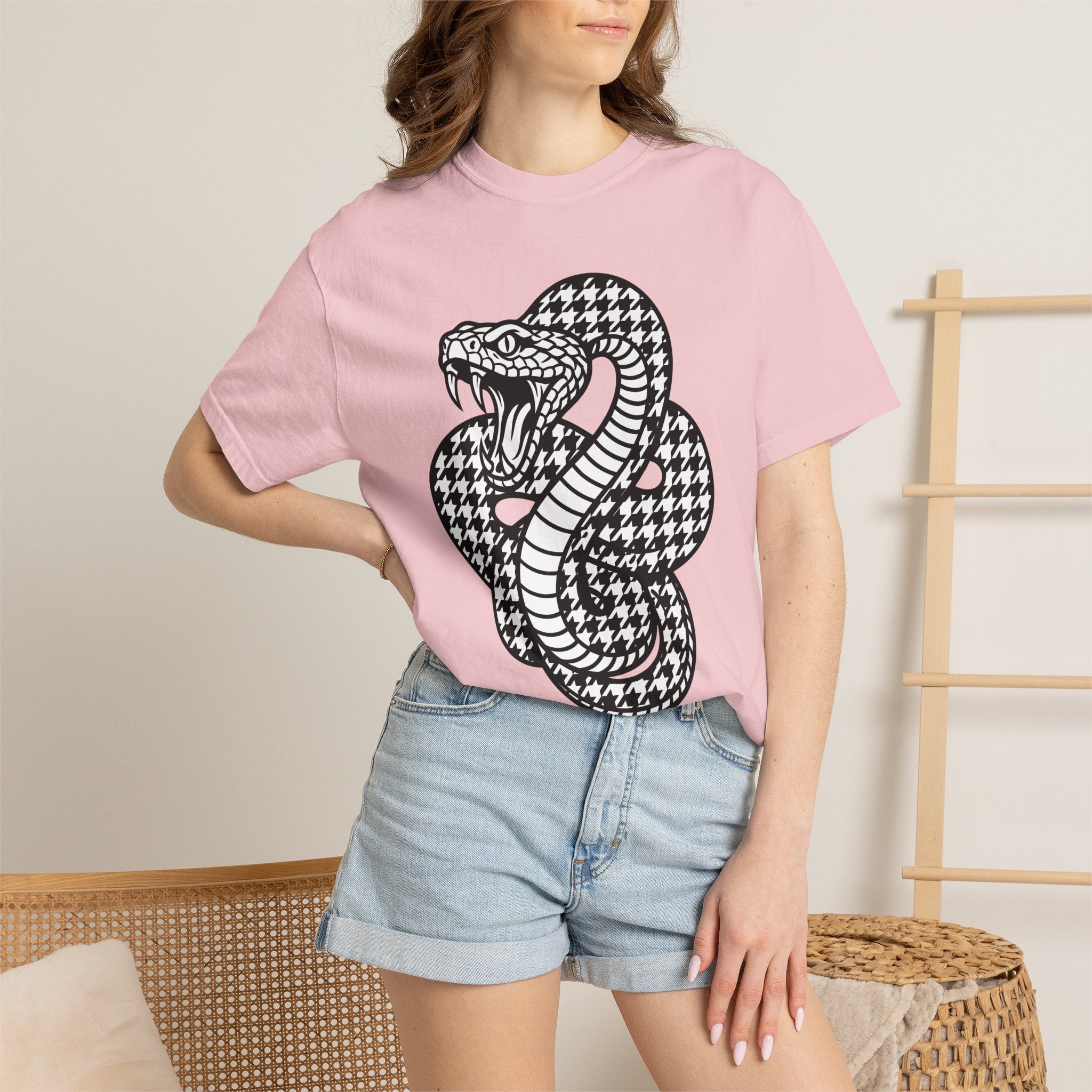 Snake Illustration Shirt Boho Chic Creatures Gift Women Colorful Tee Serpent T-Shirt Bohemian Fan Vibrant Tshirt Wildlife Graphic Clean