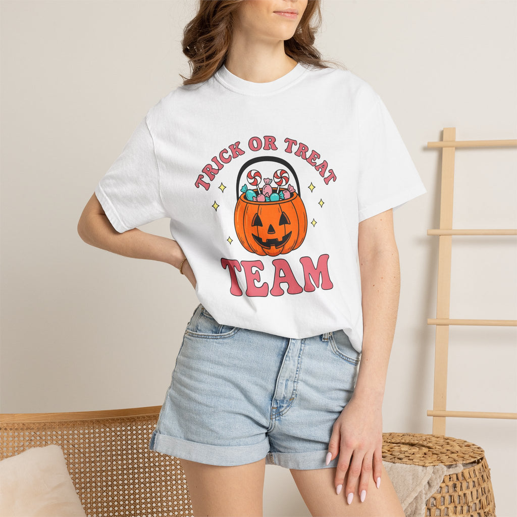 Halloween Candy Bucket Shirt Halloween Gathering Gift Women Sketch Tee Trick Or Treat T-Shirt Halloween Fan Hand Drawn Tshirt Party Graphic