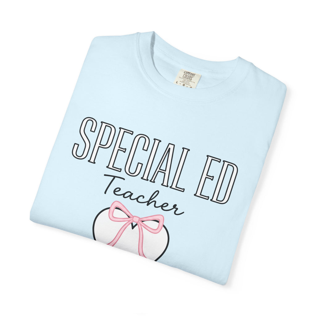 Love Ribbon Shirt Teacher Thanks Gift Women Lovable Tee Bow T-Shirt Educator Enthusiast Adorable Tshirt Appreciation Graphic Sleek Knot