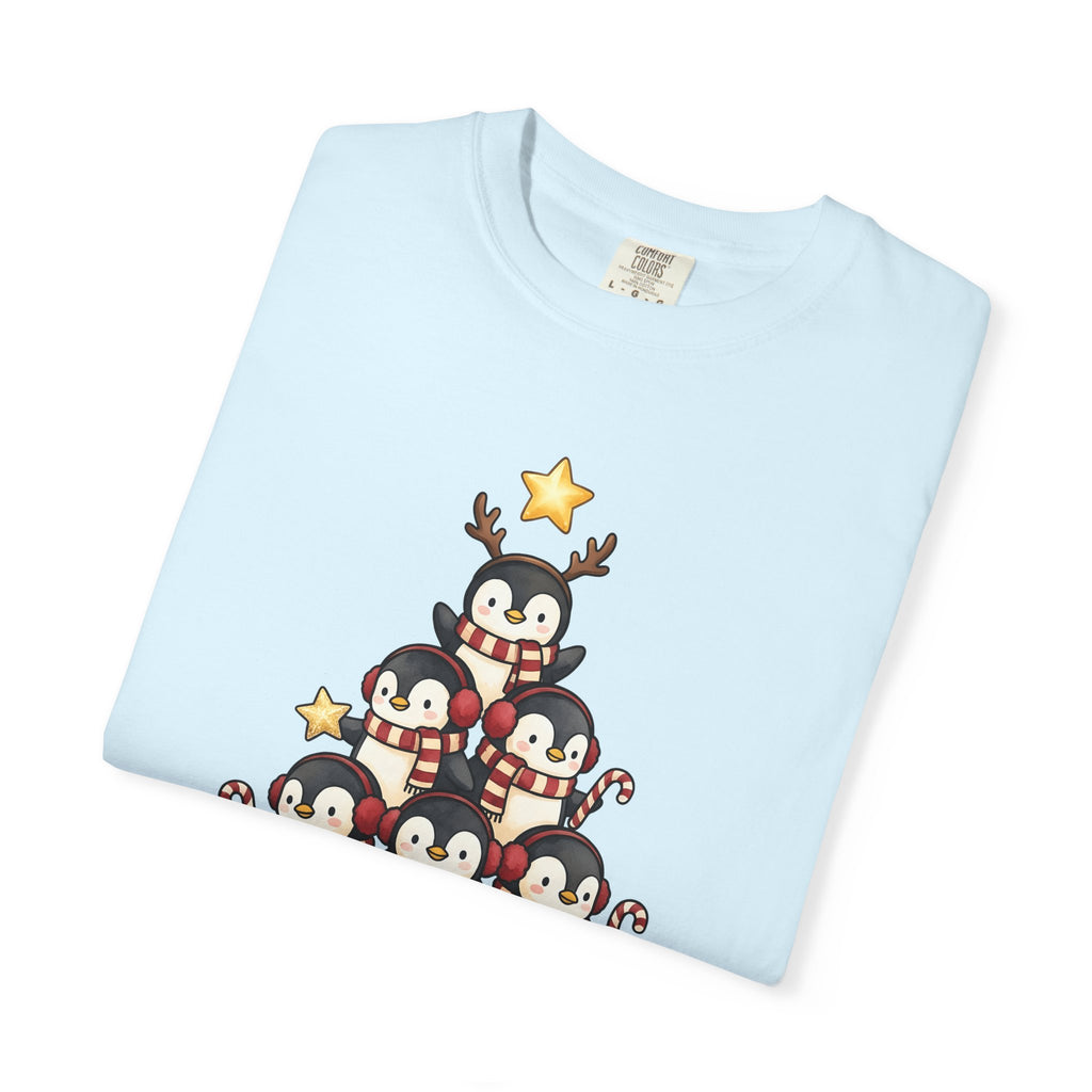 Penguin Tree Shirt Christmas Fauna Gift Women Cartoon Tee Pinguin T-Shirt Christmas Fan Toon Tshirt Wildlife Graphic Gouache Xmas Lights