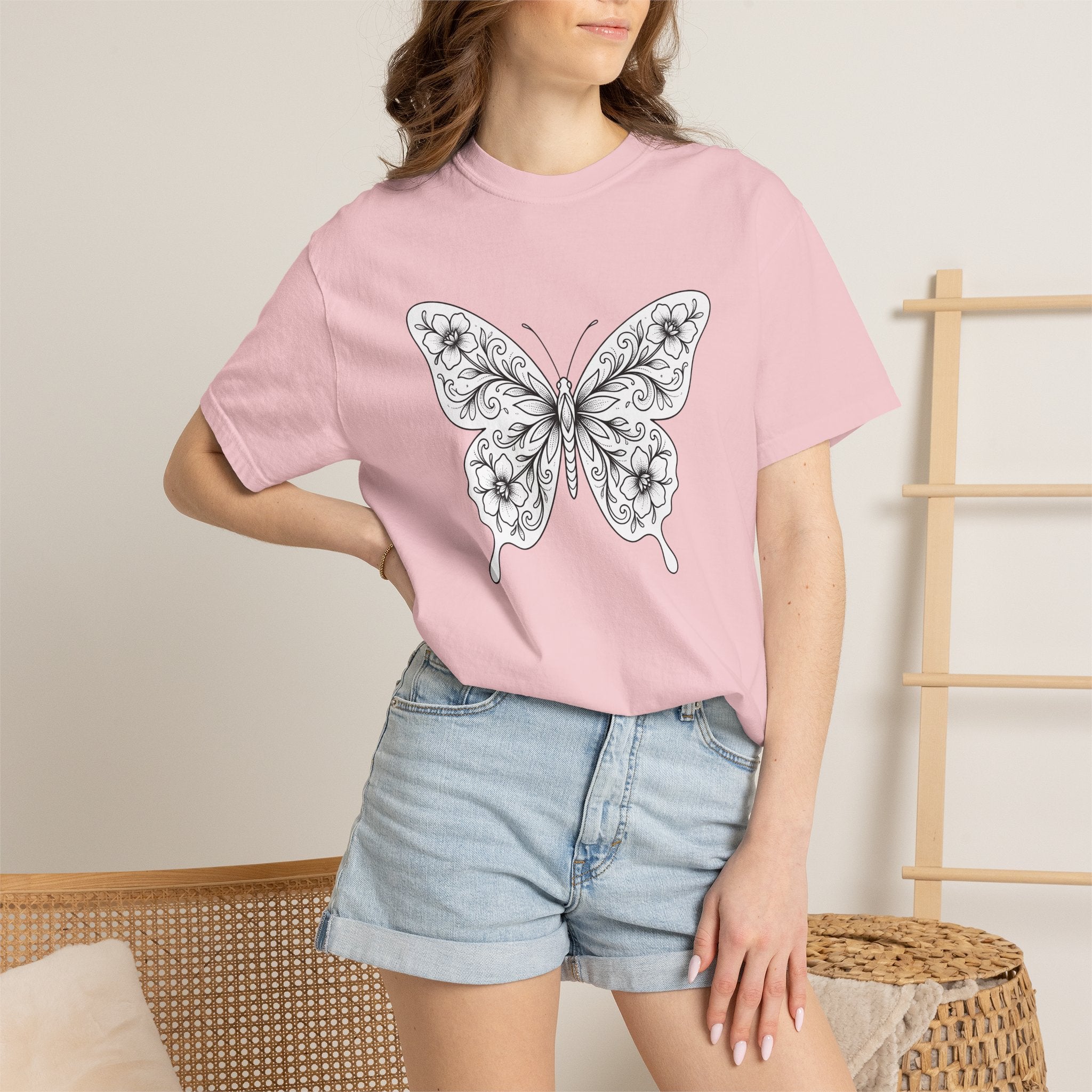 Butterfly Floral Shirt Animals & Flowers Nature Gift Women Line Art Tee Butterfly T-Shirt Wildlife Fan Hand Drawn Tshirt Outdoor Graphic