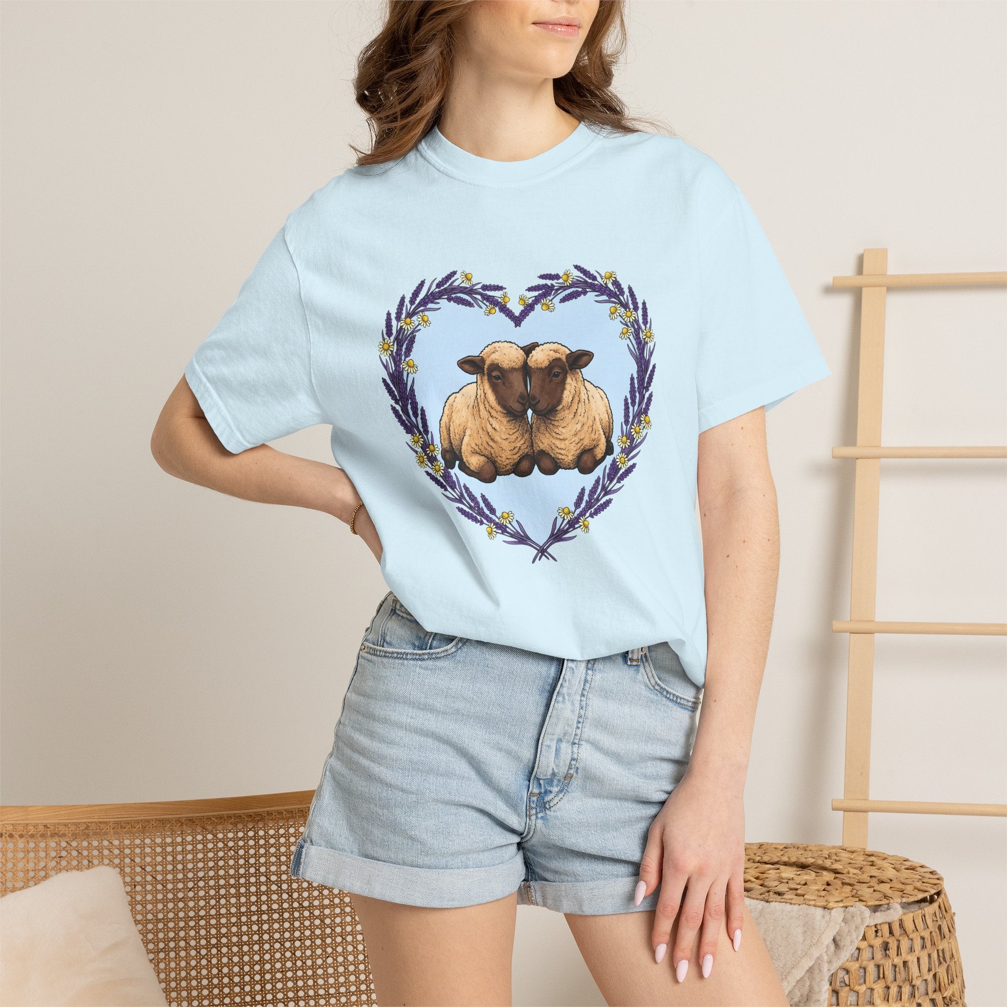 Sheep Couple Shirt Cute Pet Gift Women Sketch Tee Ewe T-Shirt Kawaii Fan Drawing Graphic Retro Flower Heart Tshirt