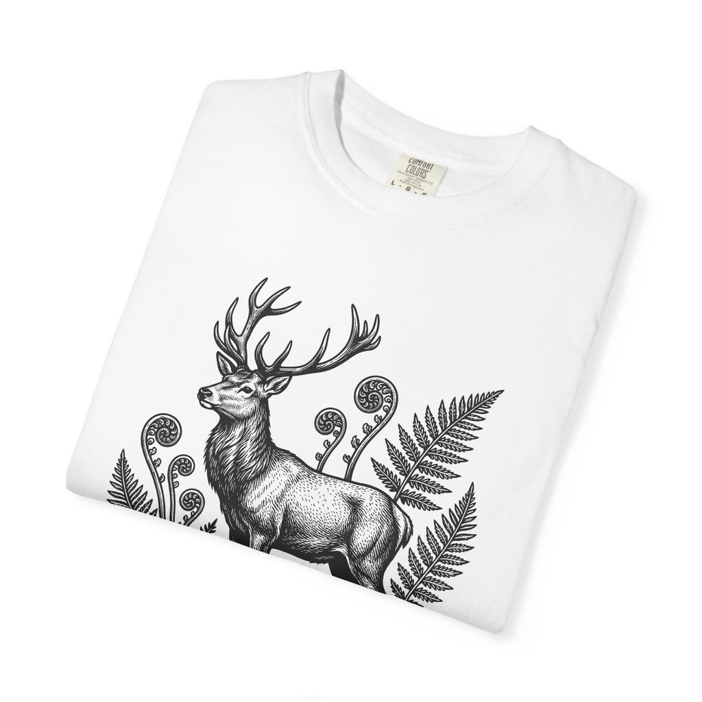 Stag Forest Shirt Nature Animal Gift Women Hand Drawn Tee Deer T-Shirt Wildlife Enthusiast Illustrated Graphic Deer Design Vintage Mushrooms