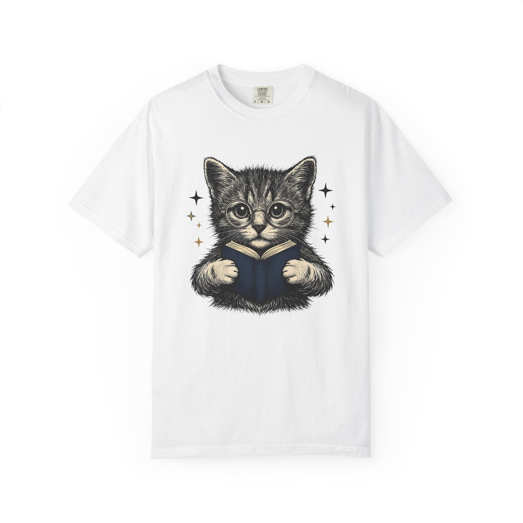 Cat Reading Shirt Cat Novels Gift Women Cartoon Tee Kitten T-Shirt Feline Fan Comic Tshirt Book Graphic Antique Reading Glasses Tshirt