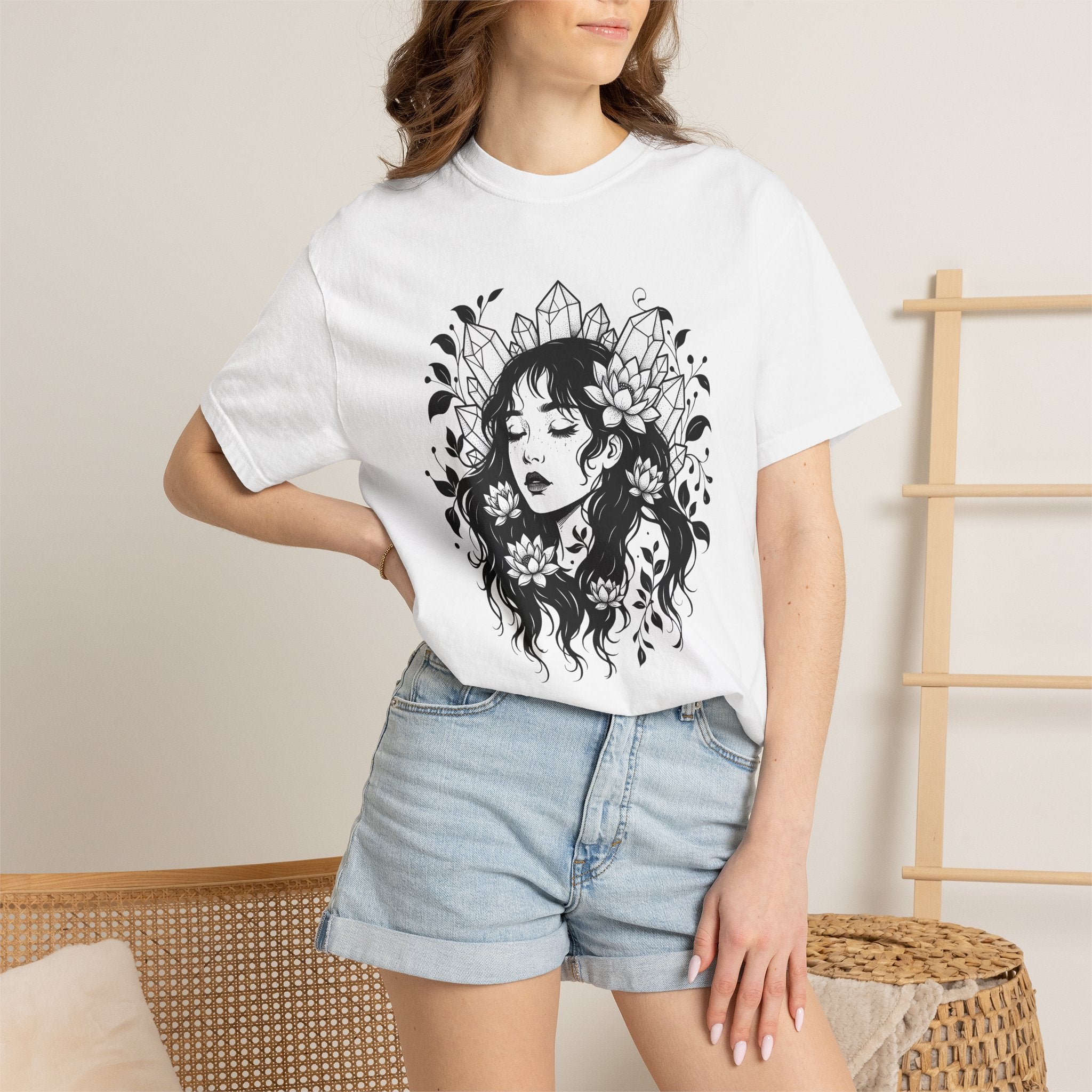 Enchanted Lady Shirt Boho Chic Energy Gift Women Body Art Tee Mystic T-Shirt Bohemian Enthusiast Tattoo Tshirt Vibrational Graphic Line Art