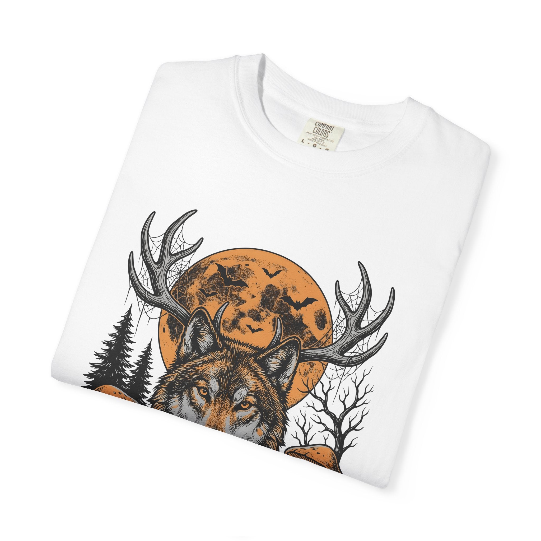 Wolf Moon Shirt Animals Nature Gift Women Gothic Tee Lunar T-Shirt Wildlife Fan Dark Tshirt Environment Graphic Vintage Mushrooms Tshirt