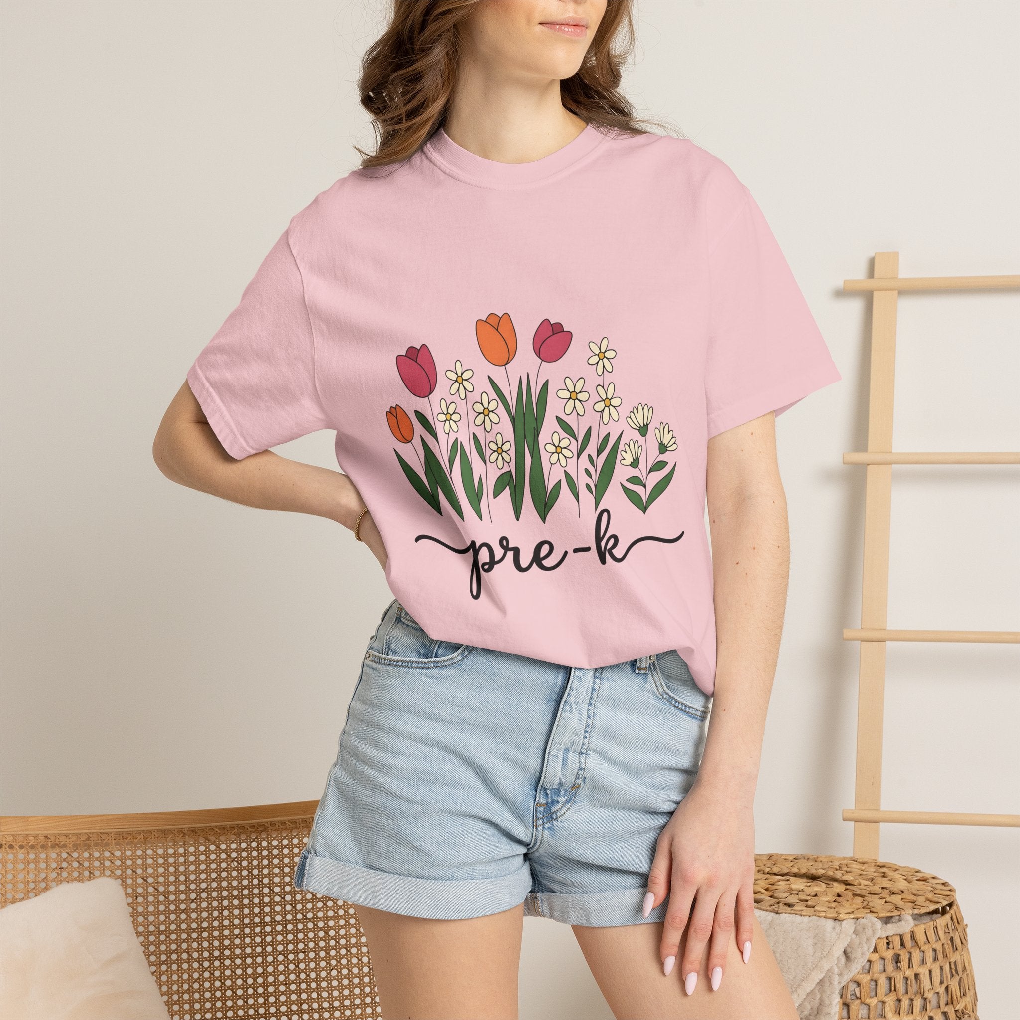 Flower Garden Shirt Teacher Floral Gift Women Hand Drawn Tee Garden T-Shirt Teacher Enthusiast Illustrated Tshirt Floral Design Minimalist
