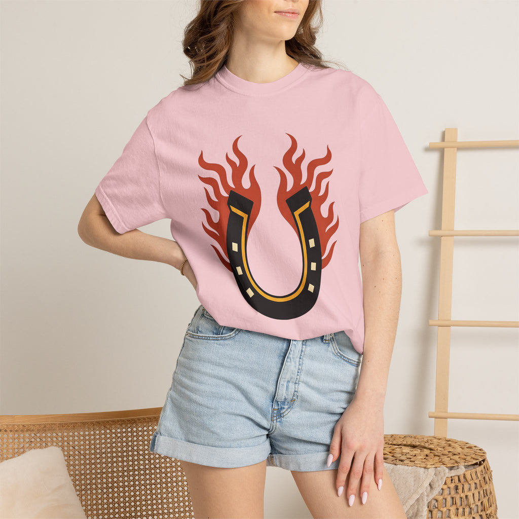 Fiery Horseshoe Shirt St. Valentine's Day Fortune Gift Women Minimalist Graphic Tee Horseshoe T-Shirt Valentine Fan Simple Tshirt Prosperity